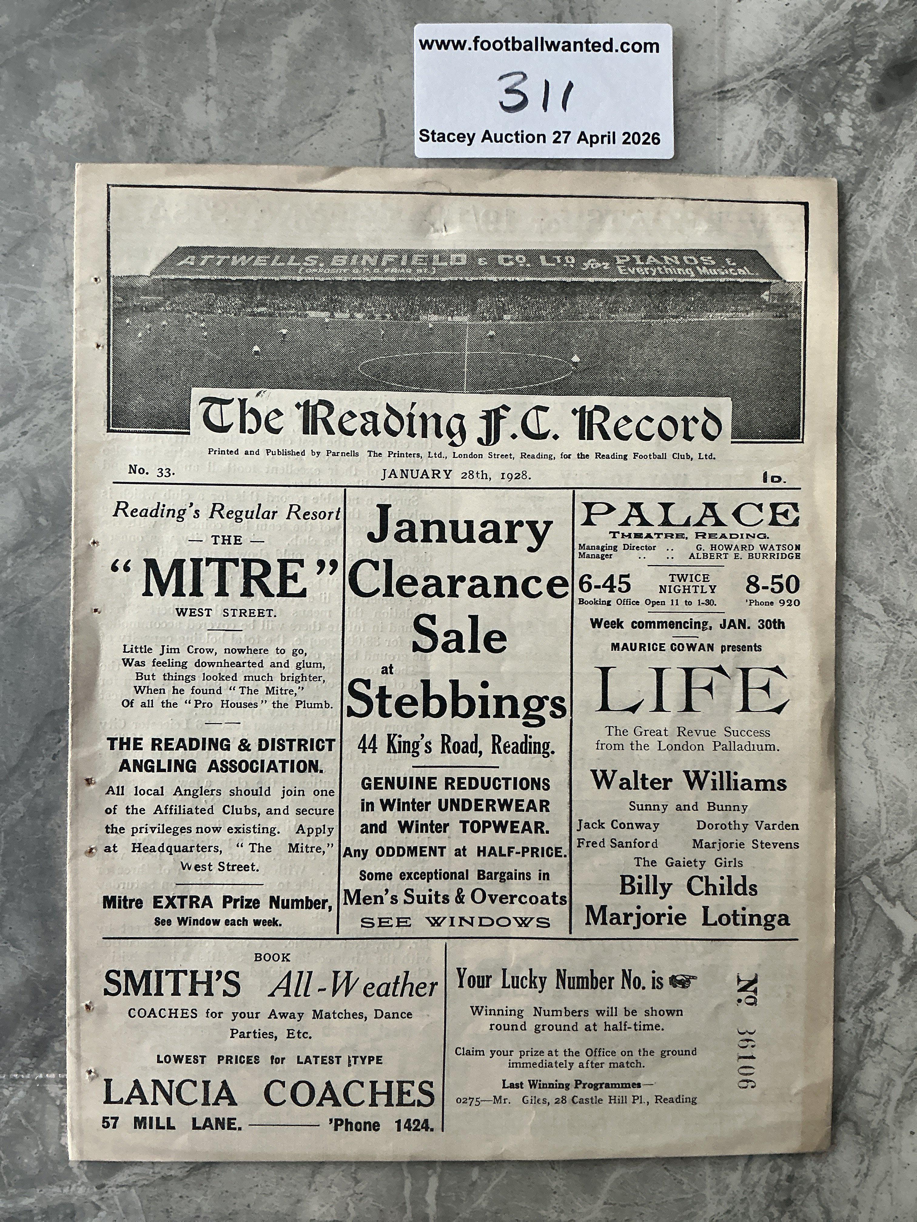 1927 - 1928 Reading v Bristol Rovers Football Programme: Excellent condition ex bound with no team changes. 