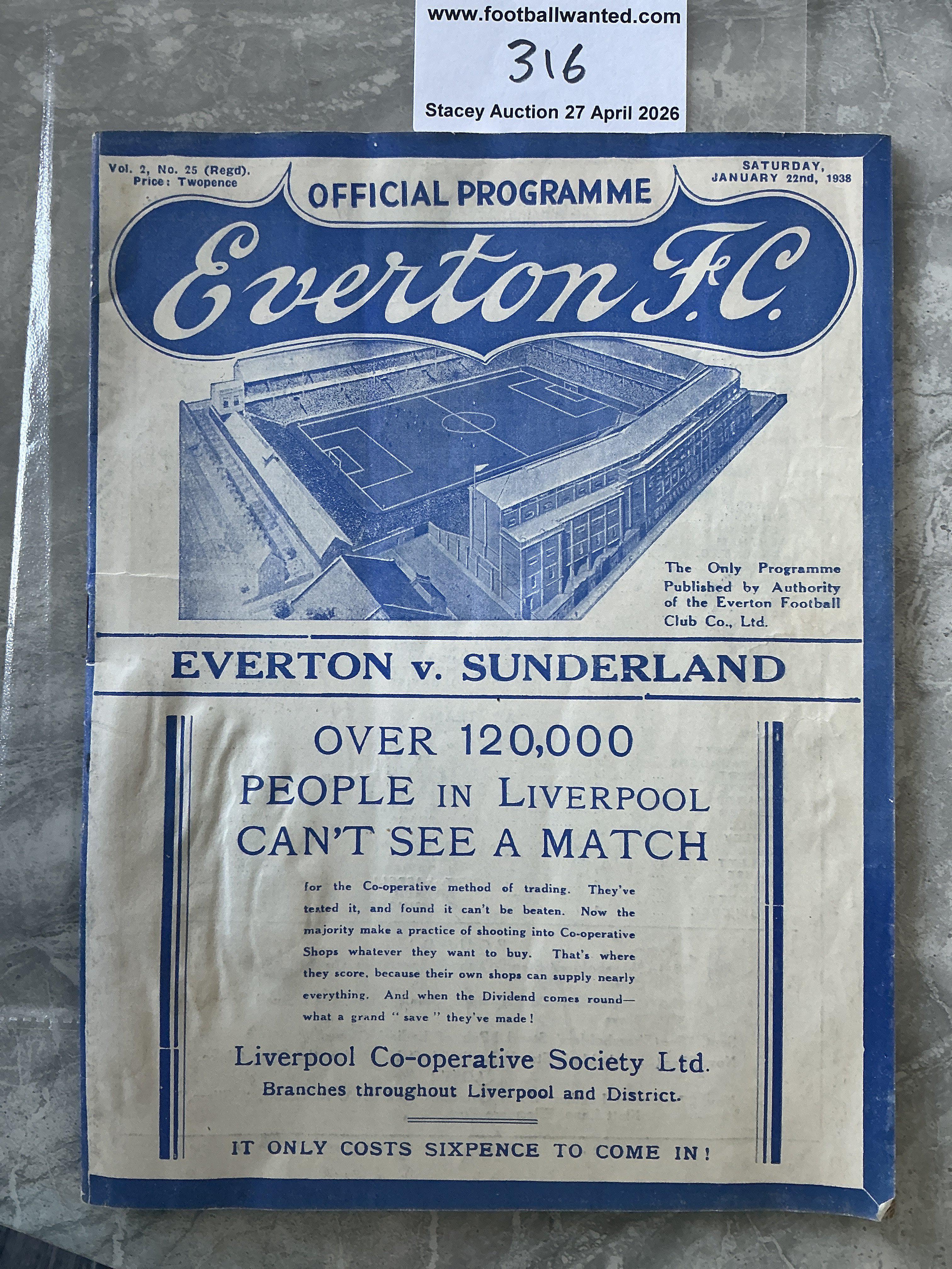 37/38 Everton v Sunderland FA Cup Football Programme: Very good condition with neat team changes. Sunderland were FA Cup holders. 
