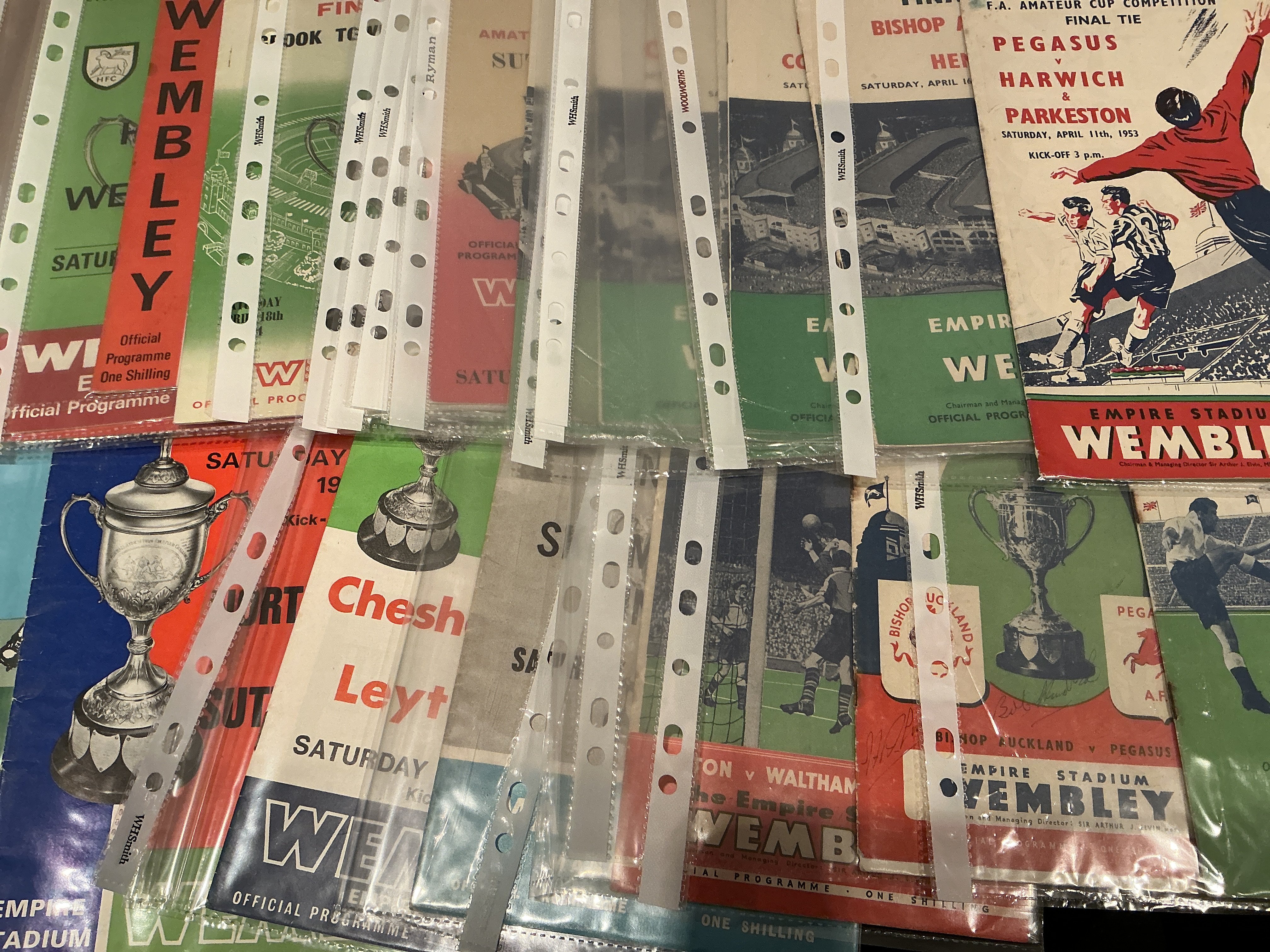 Amateur Cup Final Football Programmes: 1950 - 1974 at Wembley lacking 1964 and 1972 with the addition of 1967 replay. Instructions to sell. Very good. (24)