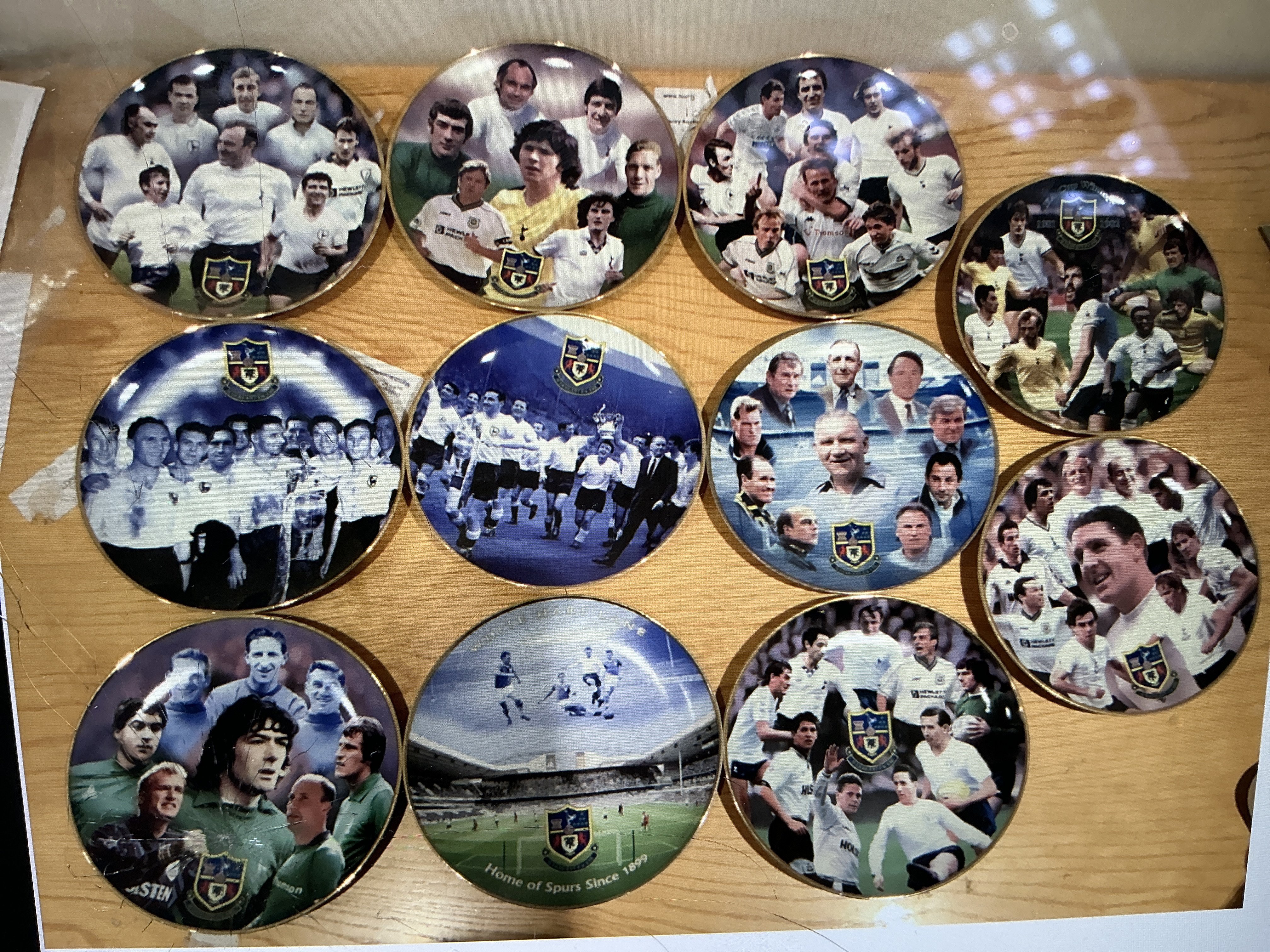 Tottenham Legends Boxed Collectors Football Plates: Produced by Danbury Mint. Titles such as 61 Double, 1951 League Champions, Managers, Most Appearances etc. 11 plates with 8 original boxes. Good. (11)