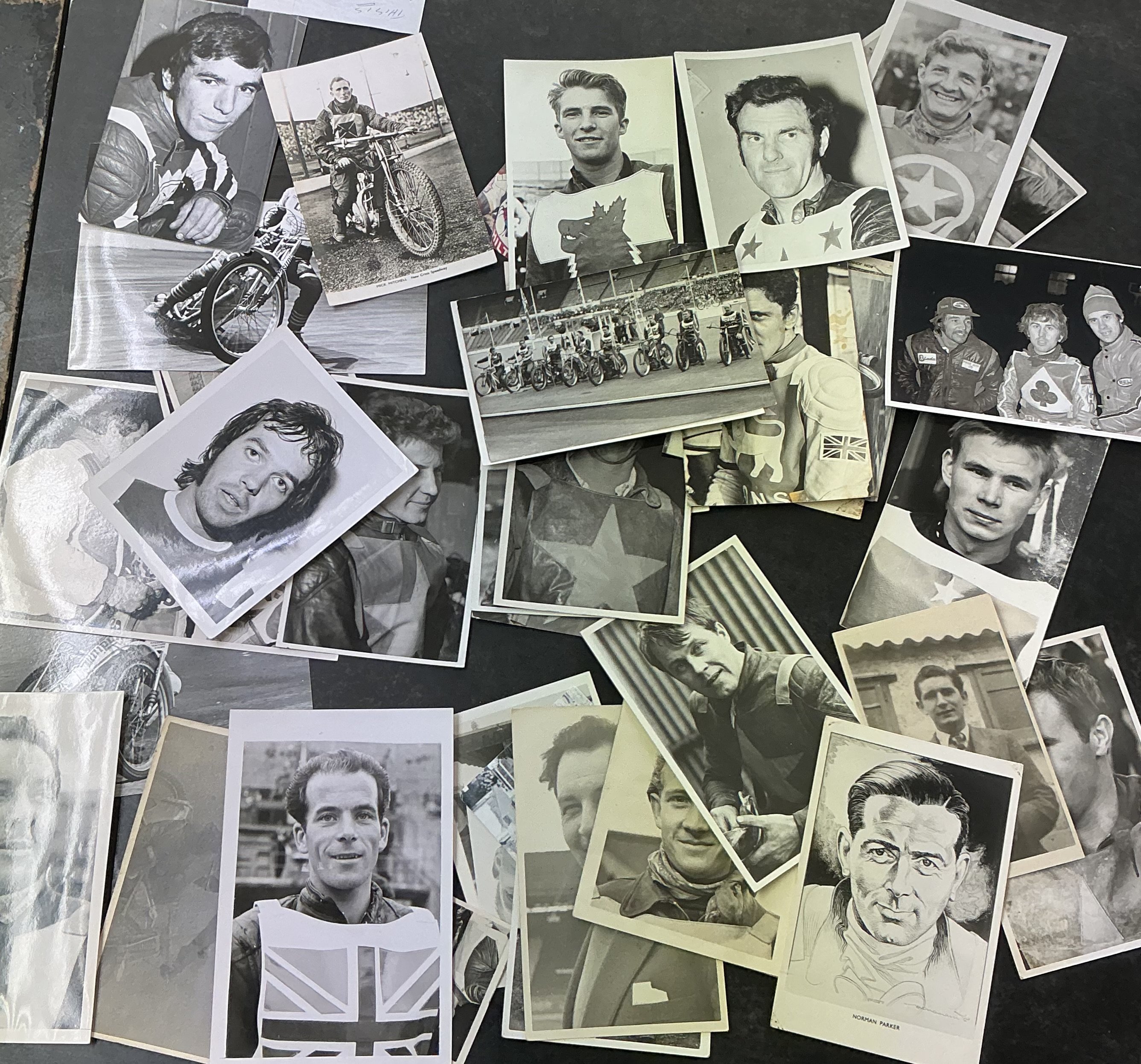 Old Speedway Photos: Mainly postcard size often from the 50s and 60s. Good. (40)