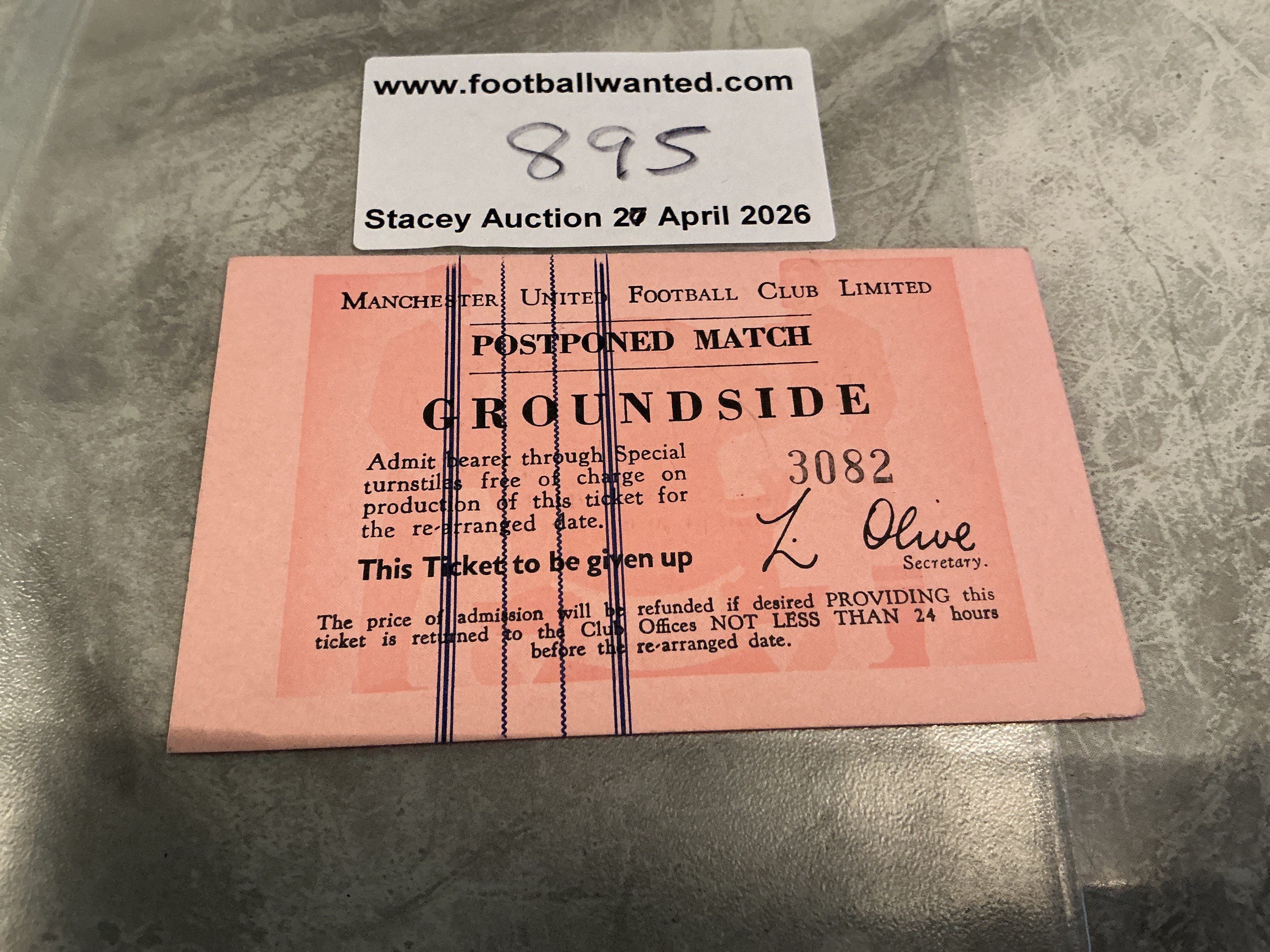 61/62 Manchester United v Arsenal FA Cup Football Ticket: Please note this Man Utd home ticket is printed Postponed Match and does not have date or match details. Details written in pencil for match on 31 1 1962 to reverse. 