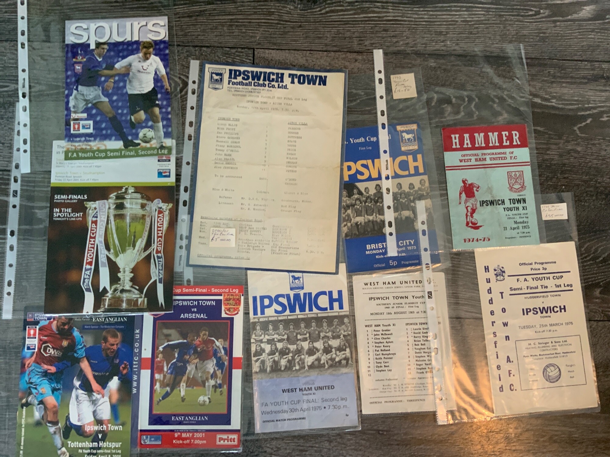 Ipswich Town FA Youth Cup Semi/Final Football Programmes: Finals v 1973 home Bristol City, 1975 West Ham home and away, 2005 Southampton, semi finals v 1975 Huddersfield away, 2001 Arsenal home, 2005 Tottenham home and away. C/W SJFC 1969 West Ham away + 1976 Aston Villa home. Good. (10)