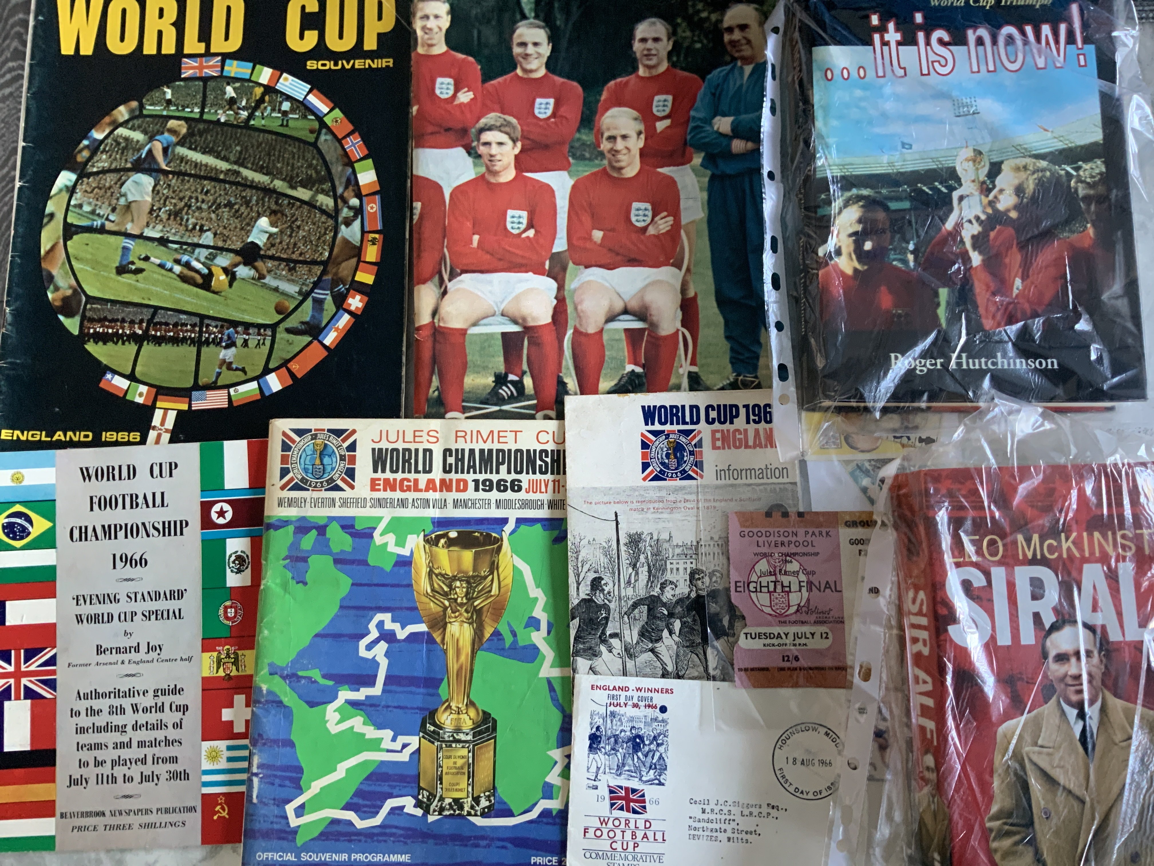 1966 World Cup Football Memorabilia: Some nice books and autobiographies of England players including signed dedicated Hurst, magazines and a tournament brochure programme signed inside by German referee Rudolf Kreitlein who famously sent off Argentinas Rattin v England. A few lesser condition items including ticket from Goodison Park, Ticket information, England player Typhoo cards and more. 