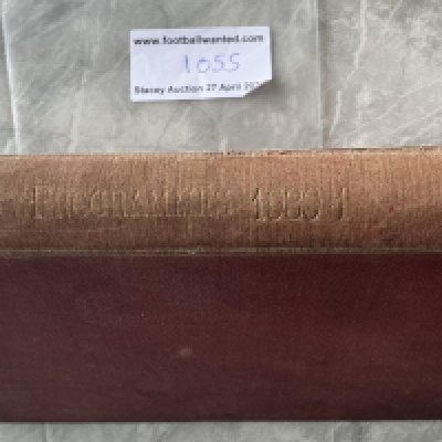 Arsenal 1930 - 1931 Bound Volume Of Football Programmes: First division champions for the first ever time. Original bound volume with all first team, reserves but a few other games including Schools and the Amateur Cup final. The last programme number 45 is Islington Boys v Wolverhampton Boys and includes 3 pages of how the Championship was won with all facts and figures. Programmes have no covers and boards a bit tatty but contents very good. 