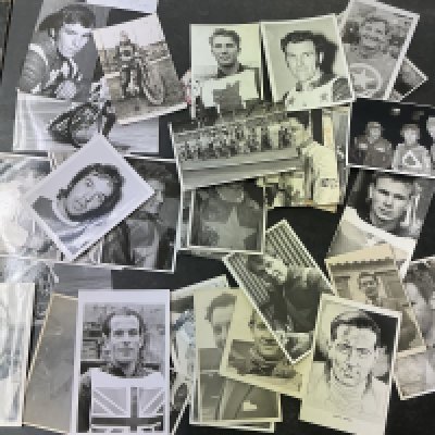 Old Speedway Photos: Mainly postcard size often from the 50s and 60s. Good. (40)