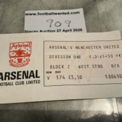 82/83 Arsenal v Manchester United Football Ticket: 1st division match ticket with date of 2 5 1983 written in pencil to rear. 