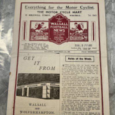 45/46 Walsall v Ipswich Town Football Programme: Very good condition with no team changes. 