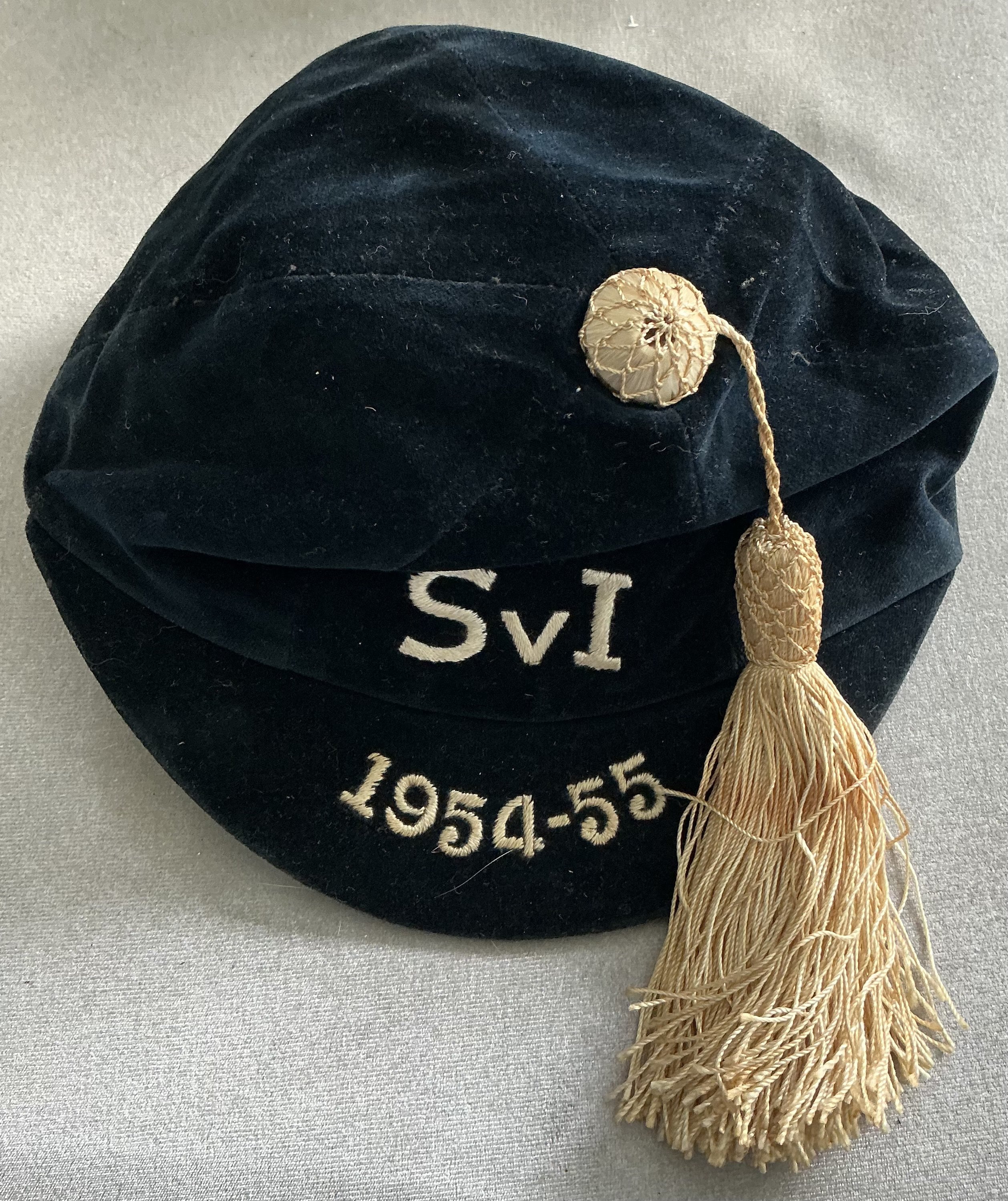 Scotland 54/55 Junior International Football Cap: Good condition blue cap awarded to Rangers footballer Alex Scott. S v I to which indicates match v Ireland.