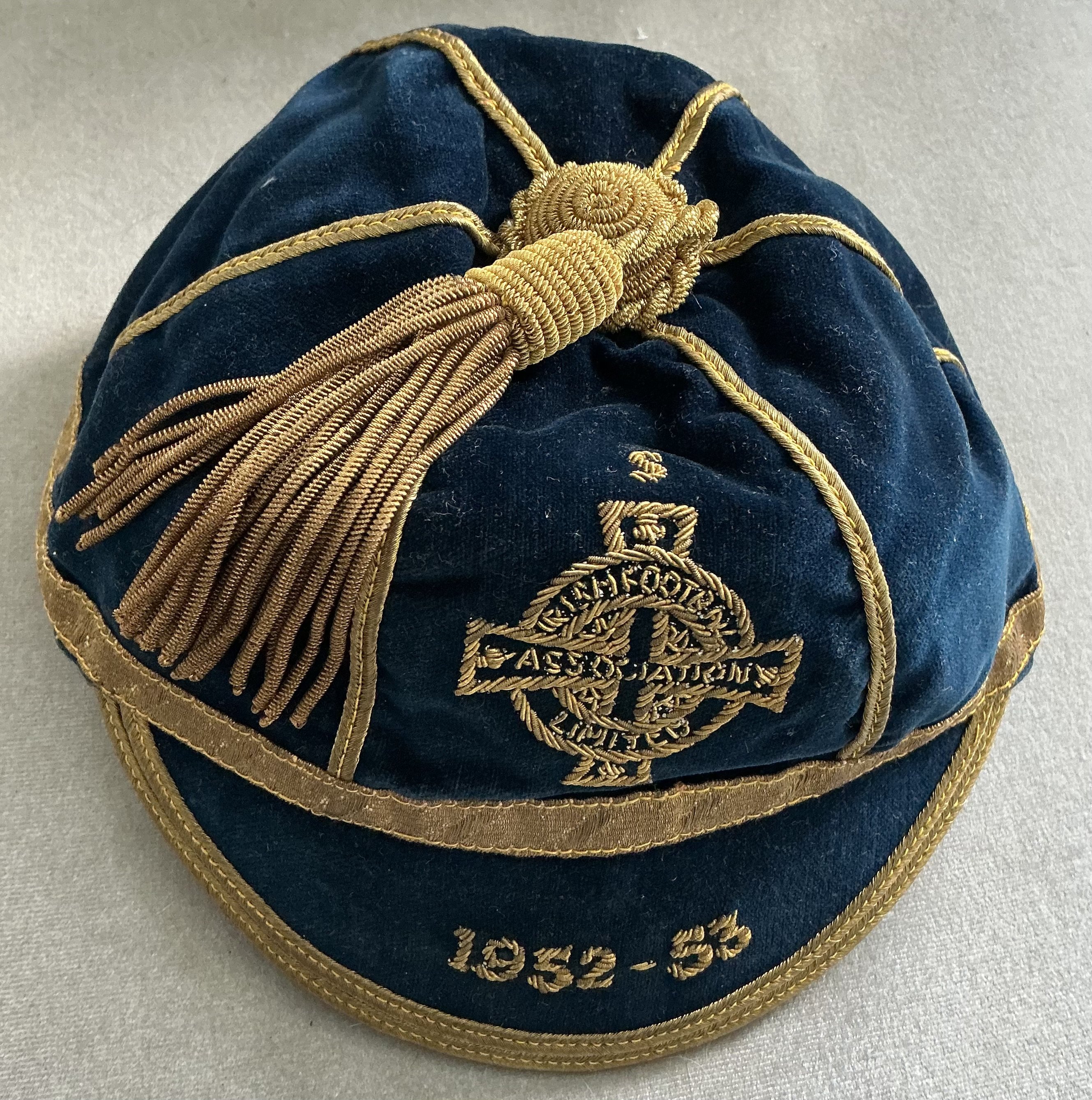 Northern Ireland 1952/53 Full International Football Cap: Good condition blue cap awarded to Len Graham with IFA crest to front.
