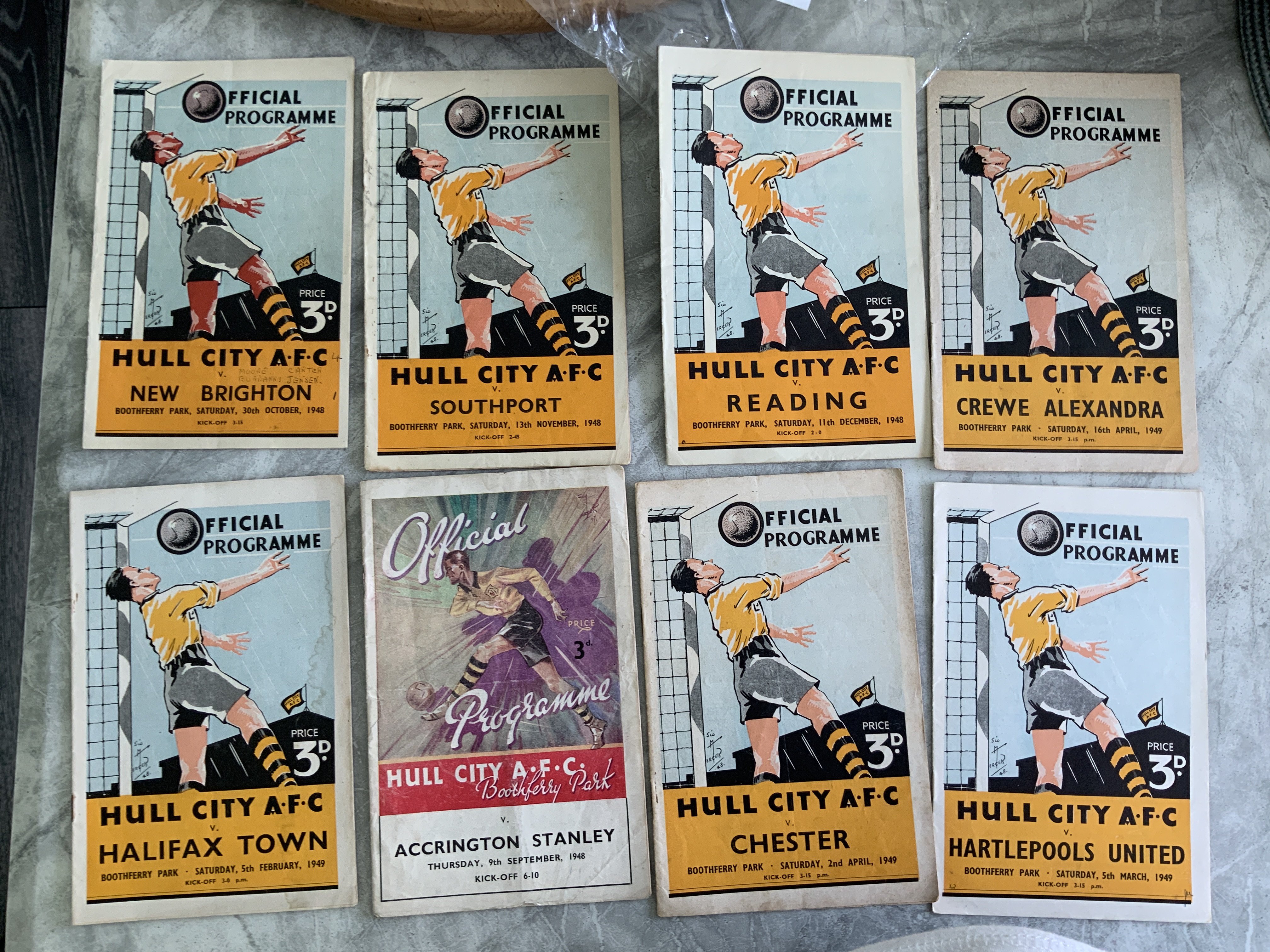 48/49 Hull City Home Football Programmes: Matches v Rotherham Accrington Stanley league and cup Mansfield Stockport Crewe Barrow Chester Rochdale Oldham York Gateshead Doncaster Wrexham Darlington New Brighton Halifax Carlisle Tranmere Southport Reading cup and Hartlepool. Mainly good with only Bradford City missing. (22)