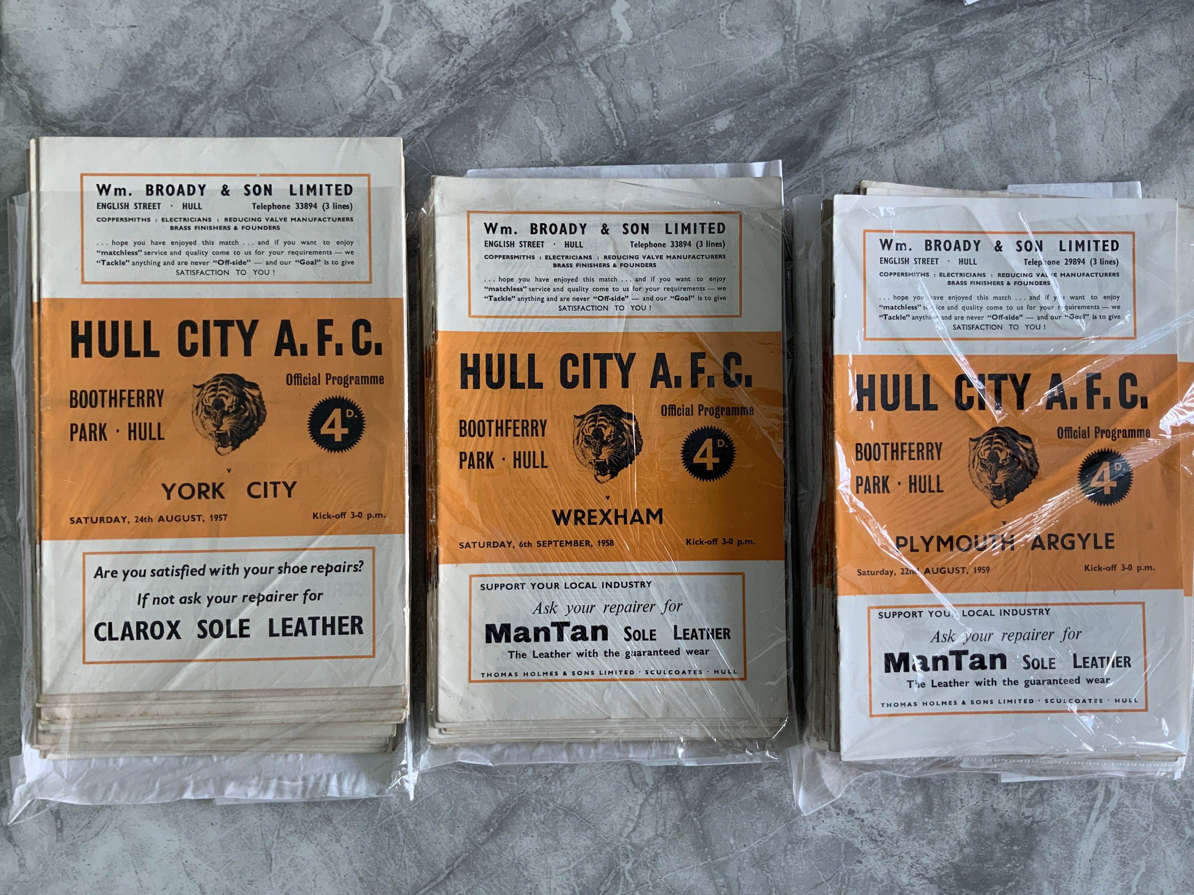 Late 1950s Complete Hull City Home Football Programmes: Both 57/58 and 59/60 are complete with spares. 58/59 has a few doubles also but there are only 18. Excellent. (est 65+)