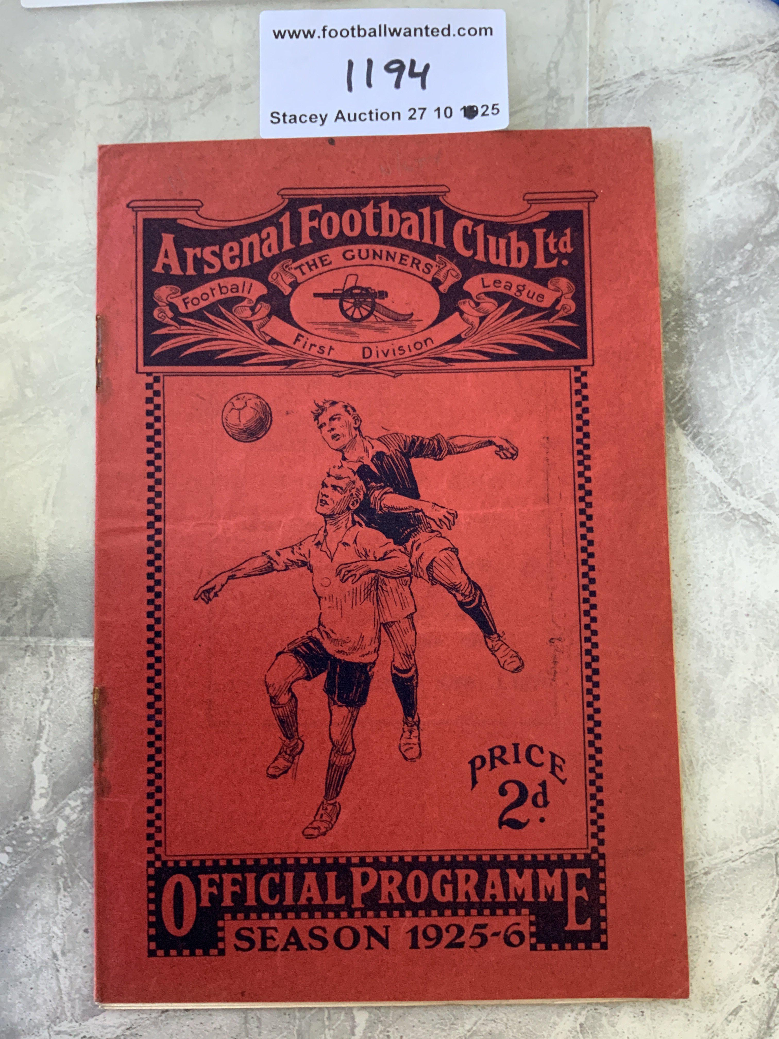 1925 - 1926 Arsenal v Notts County Football Programme: Good condition league match dated 25 12 1925. Rusty staples now removed. No team changes but score written.