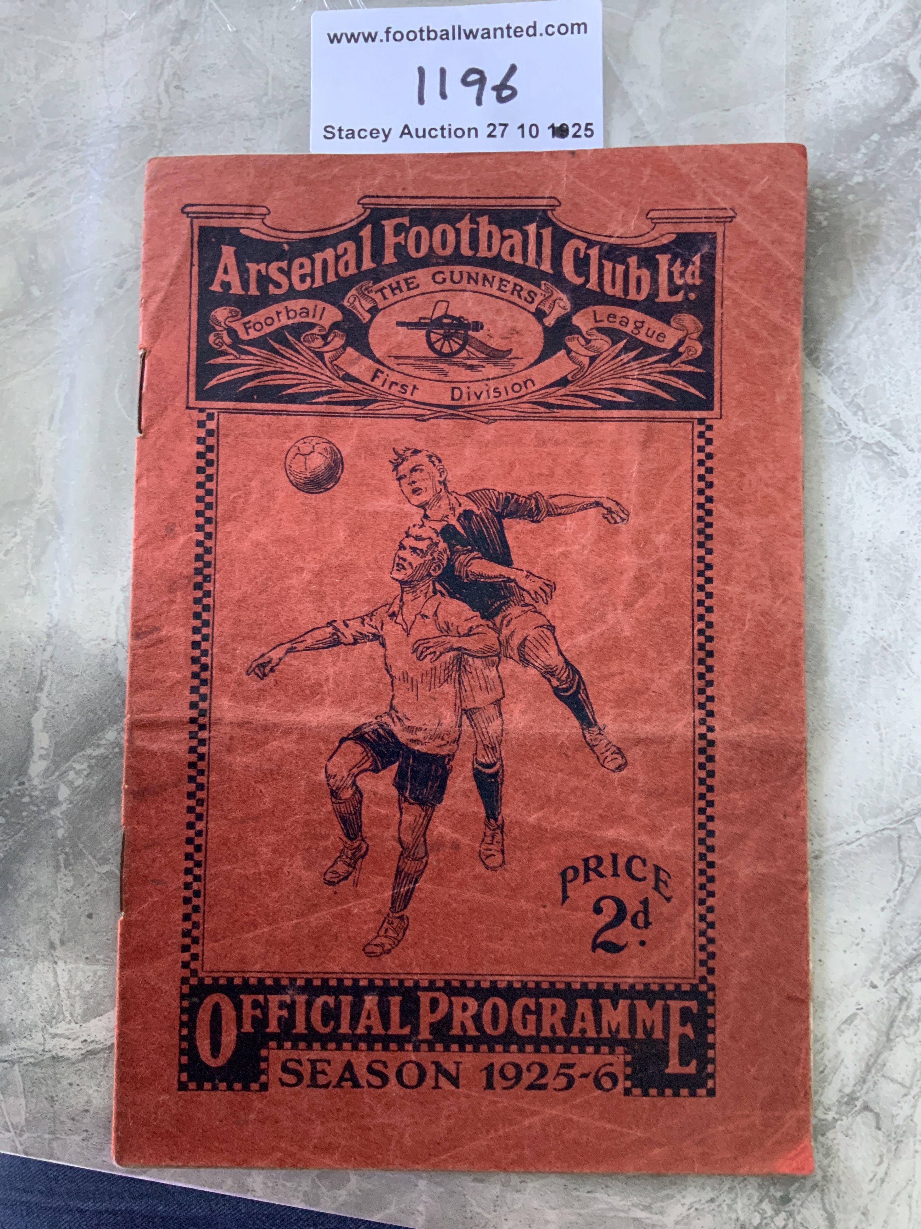 1925 - 1926 Arsenal v Manchester United Football Programme: Good condition league match dated 16 1 1926. Rusty staples holding firm. No team changes. Slight creasing.