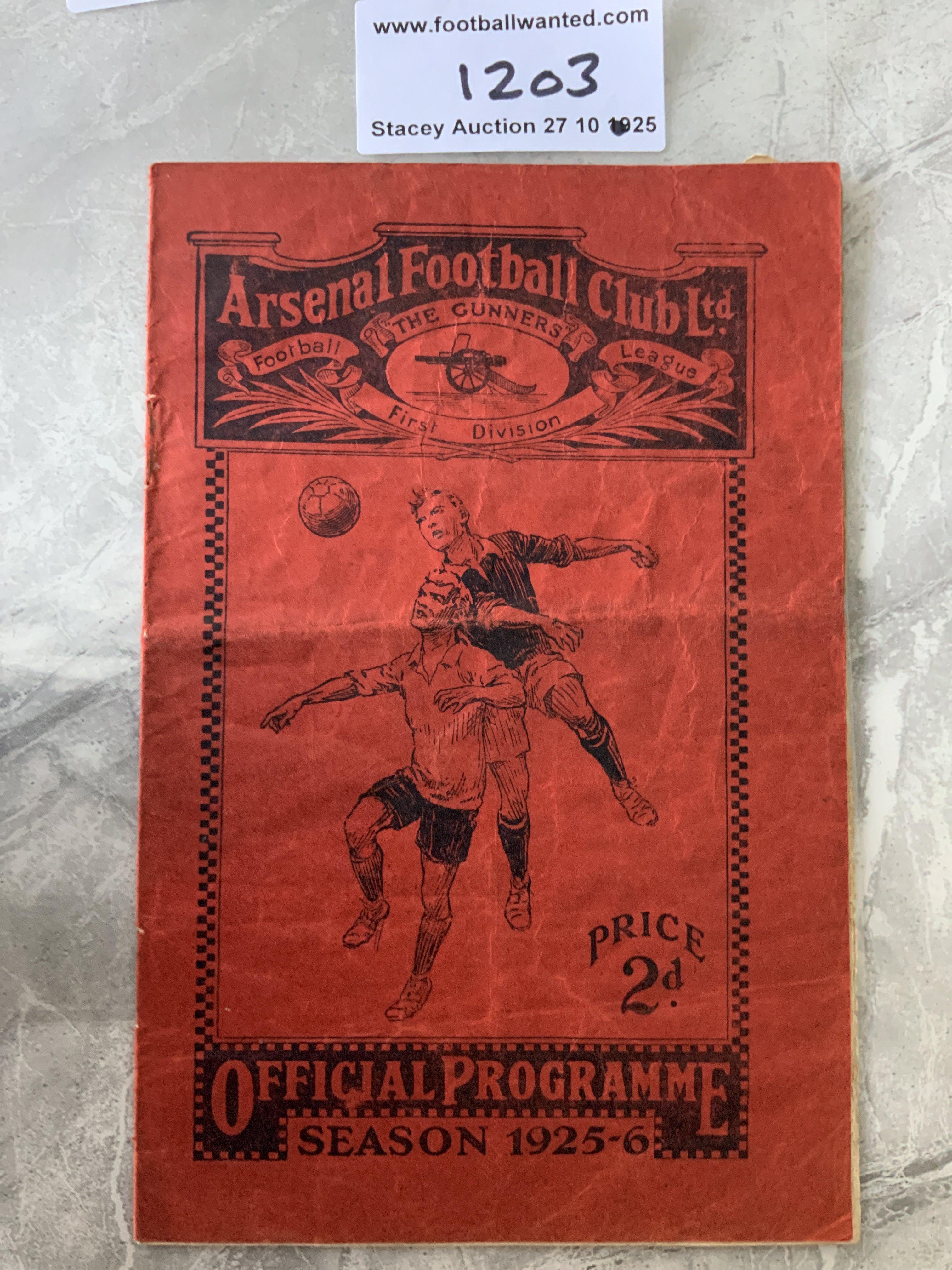 1925 - 1926 Arsenal v Manchester City Football Programme: Good condition league match dated 20 3 1926. Staples removed not rotted away. No team changes. Creasing.