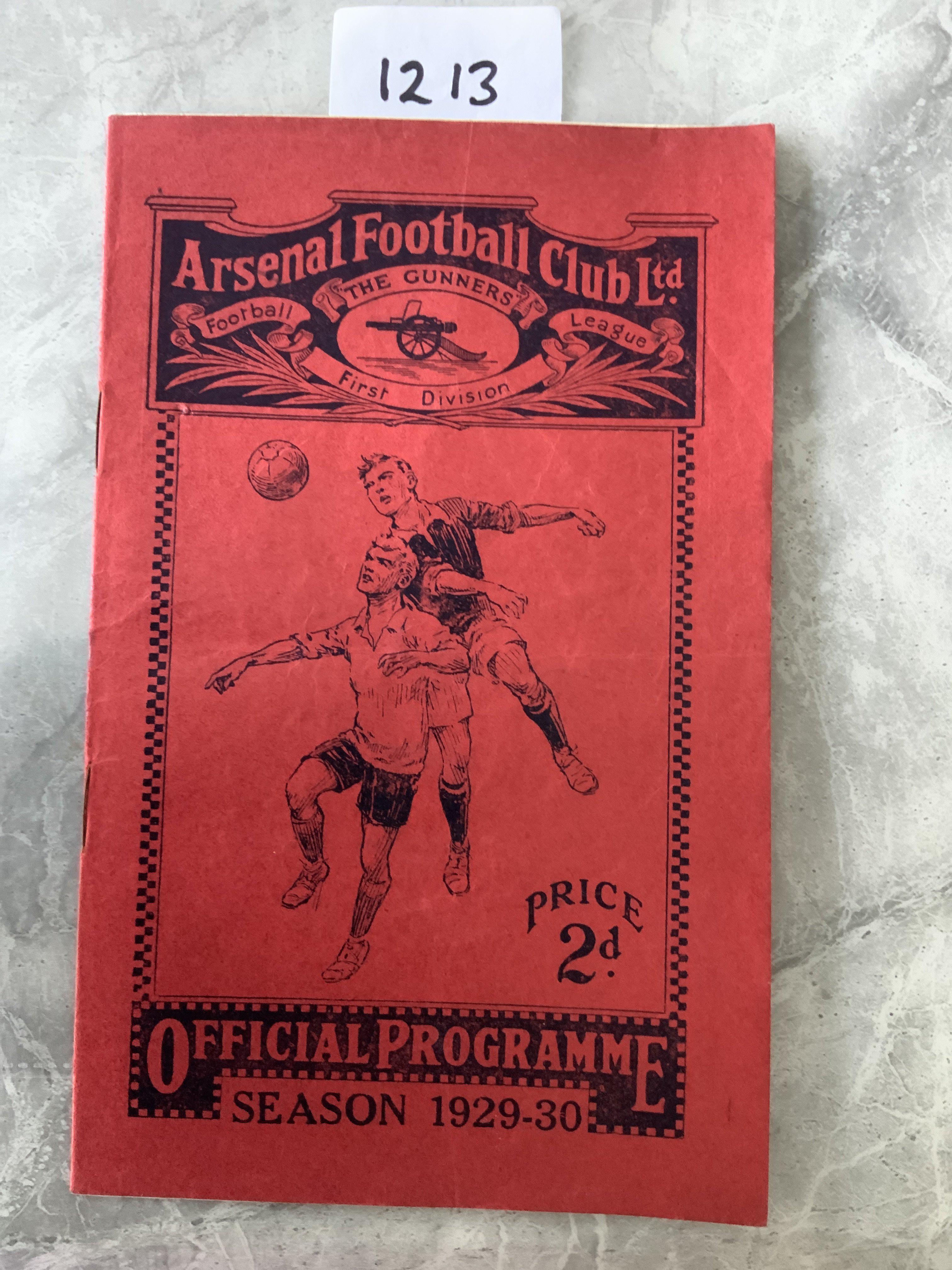 1929 - 1930 Arsenal v QPR Reserves Football Programme: Good condition London Combination match dated 21 9 1929. No team changes but score and scorers noted. Slight mark to back page.