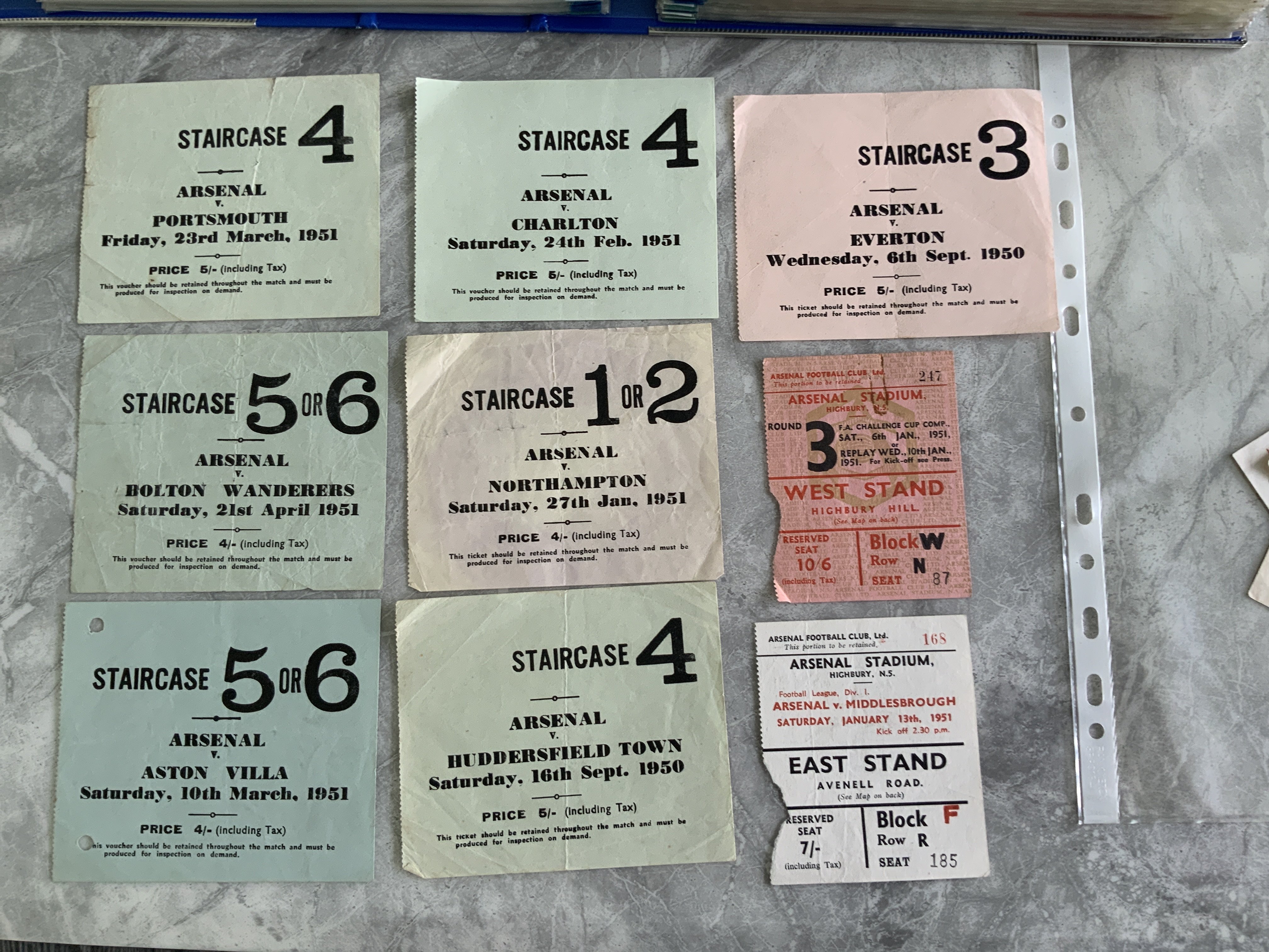 50/51 Arsenal Home Football Tickets: 20 different good condition tickets which are league and FA Cup matches. Excellent condition with both the smaller seat tickets and the larger standing tickets. Very rare chance. No duplication. (18)