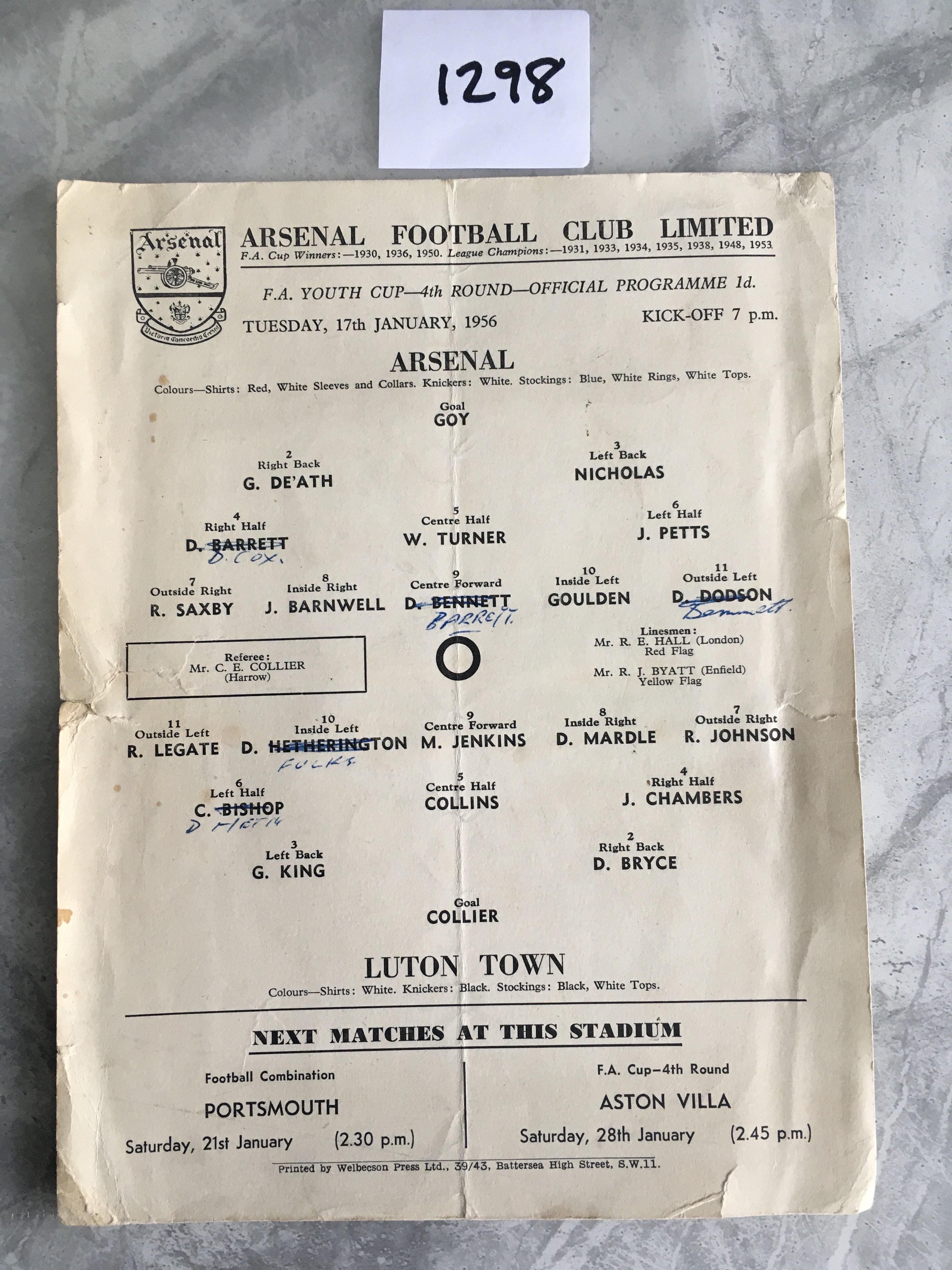 55/56 Arsenal v Luton Youth Cup Football Programme: Single sheet with team changes a couple of tiny tears and folding. Dated 17 1 1 1956.