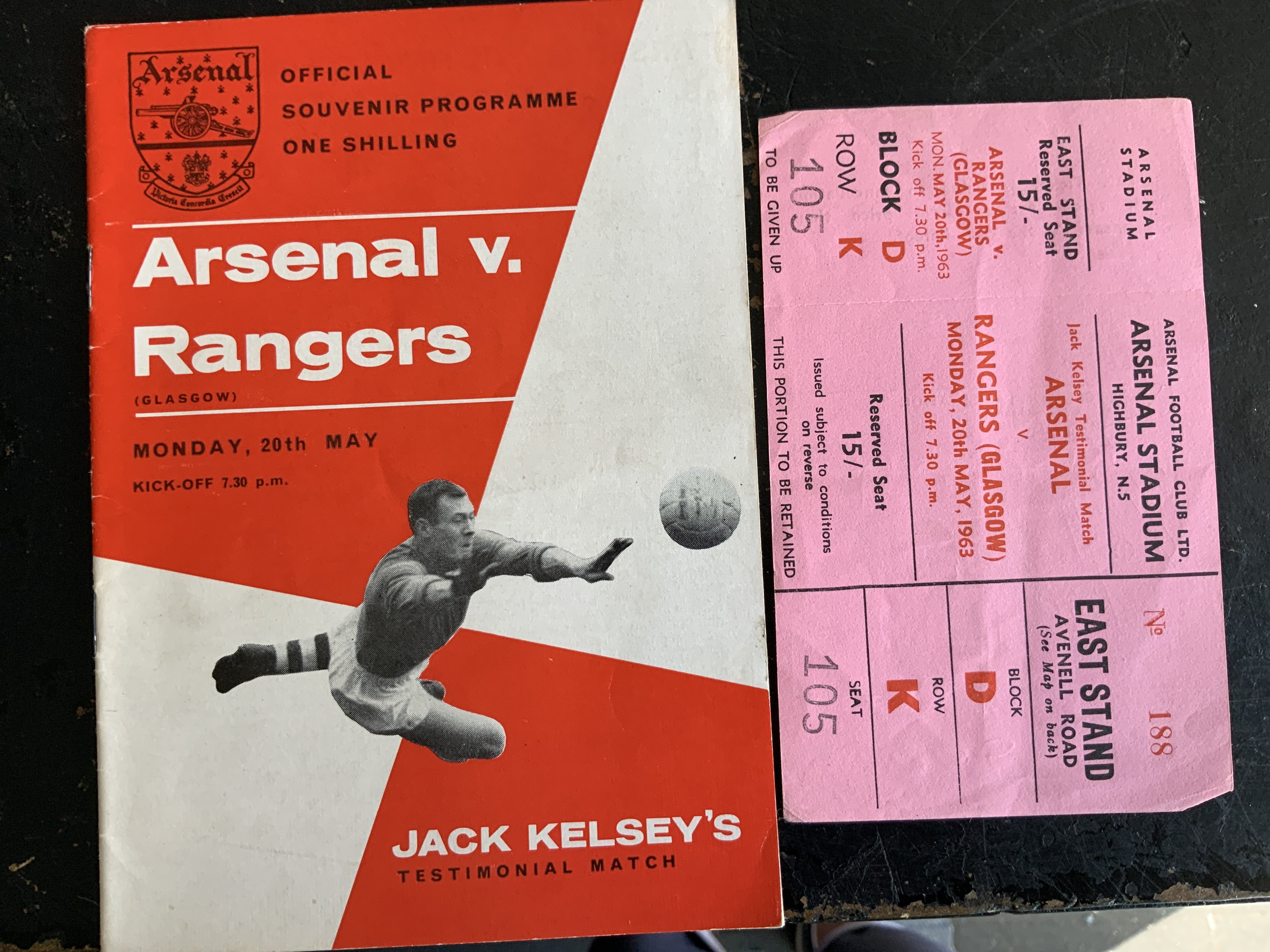 Arsenal 62/63 Football Programme + Ticket Collection: 26 1st team homes with 24 accompanying tickets. Includes Tottenham, Liverpool, Rangers Kelsey test. Please note 6 tickets have writing and Manchester City + United does not have tickets. Additionally there are tickets for Fulham postponed and played match. C/W Amateur Cup semi final with ticket having writing. (53)