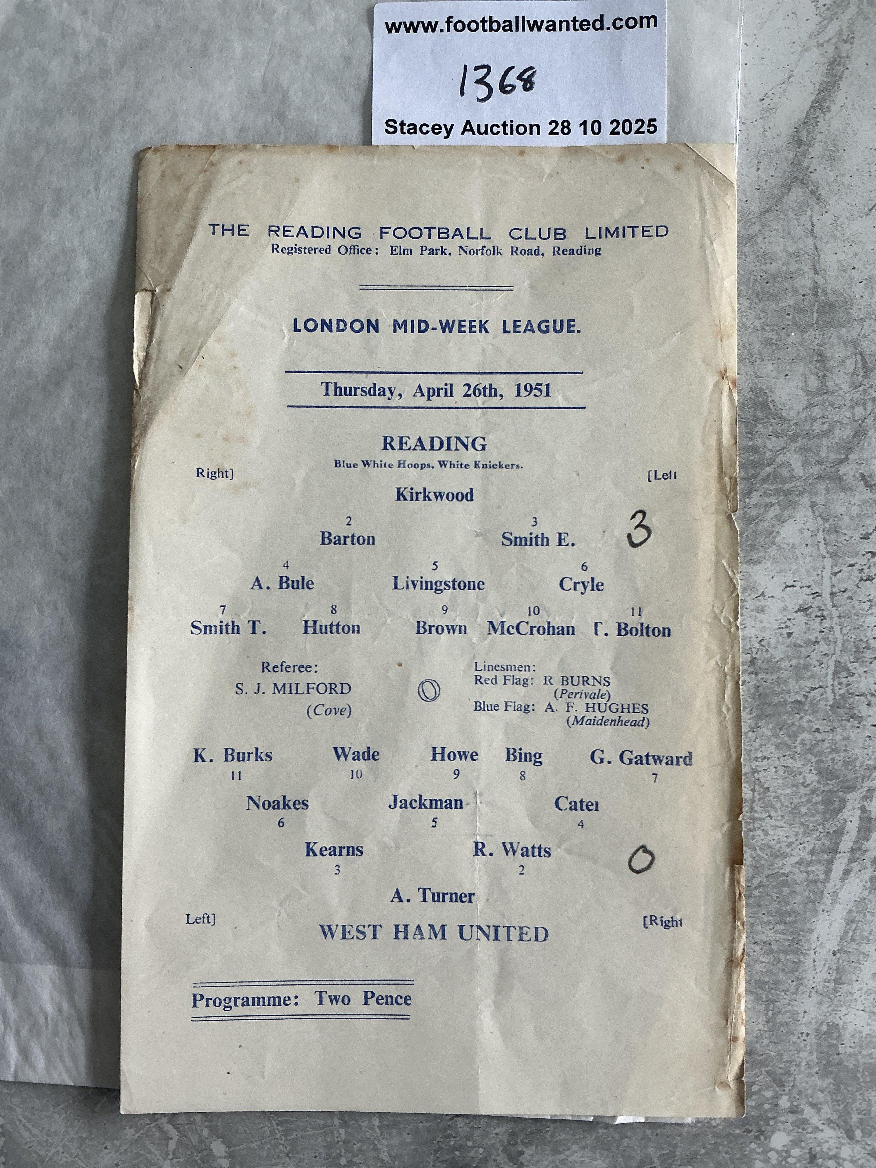 50/51 Reading v West Ham LMWL Football Programme: Single sheet dated Thursday 26th April 1951 has score but no team changes. Bit of creasing to edges but overall fair/good.