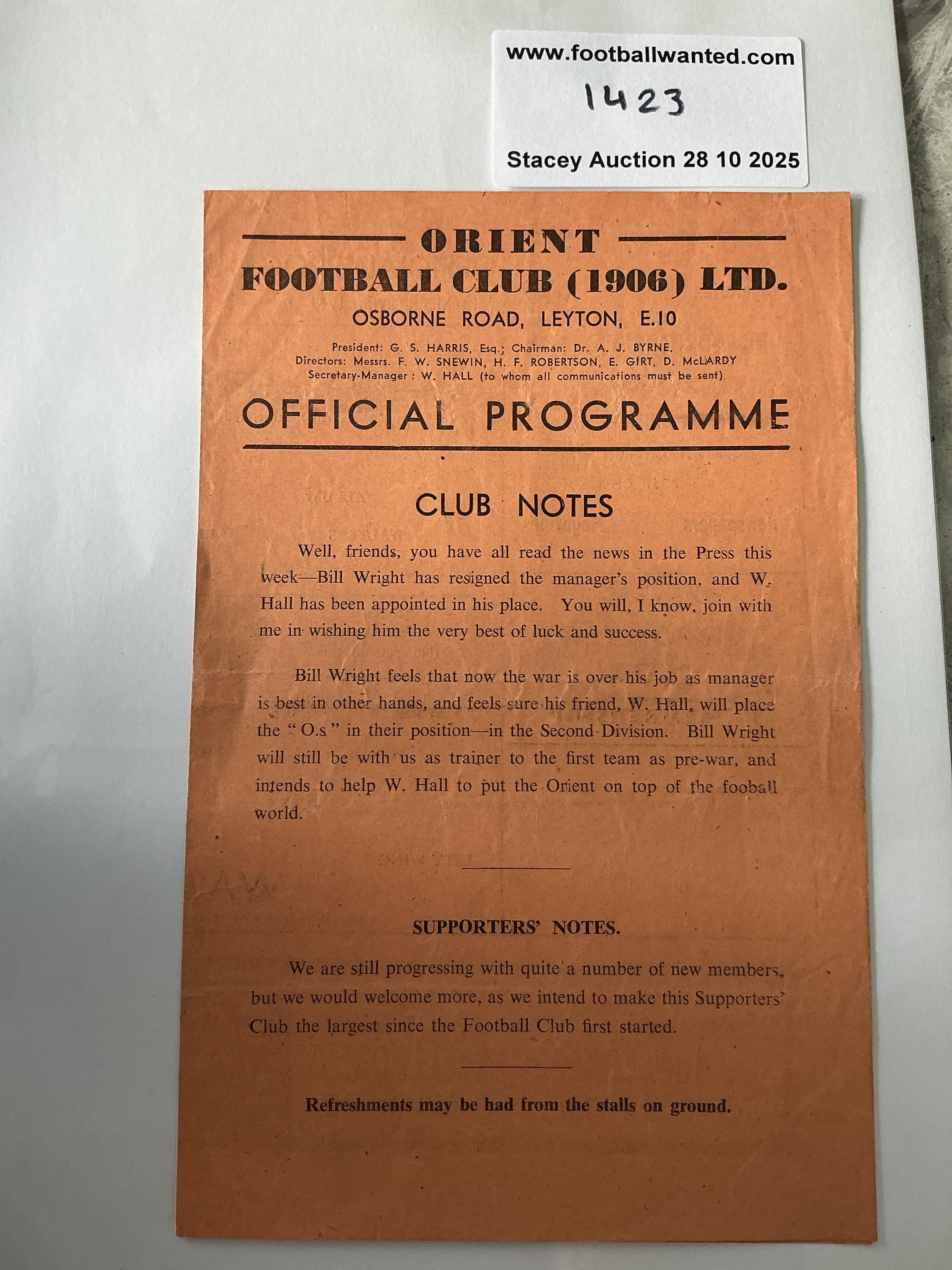 45/46 Orient v Walsall Football Programme: Very good condition League South programme with no team changes. 4 pager has score and scorers noted inside.