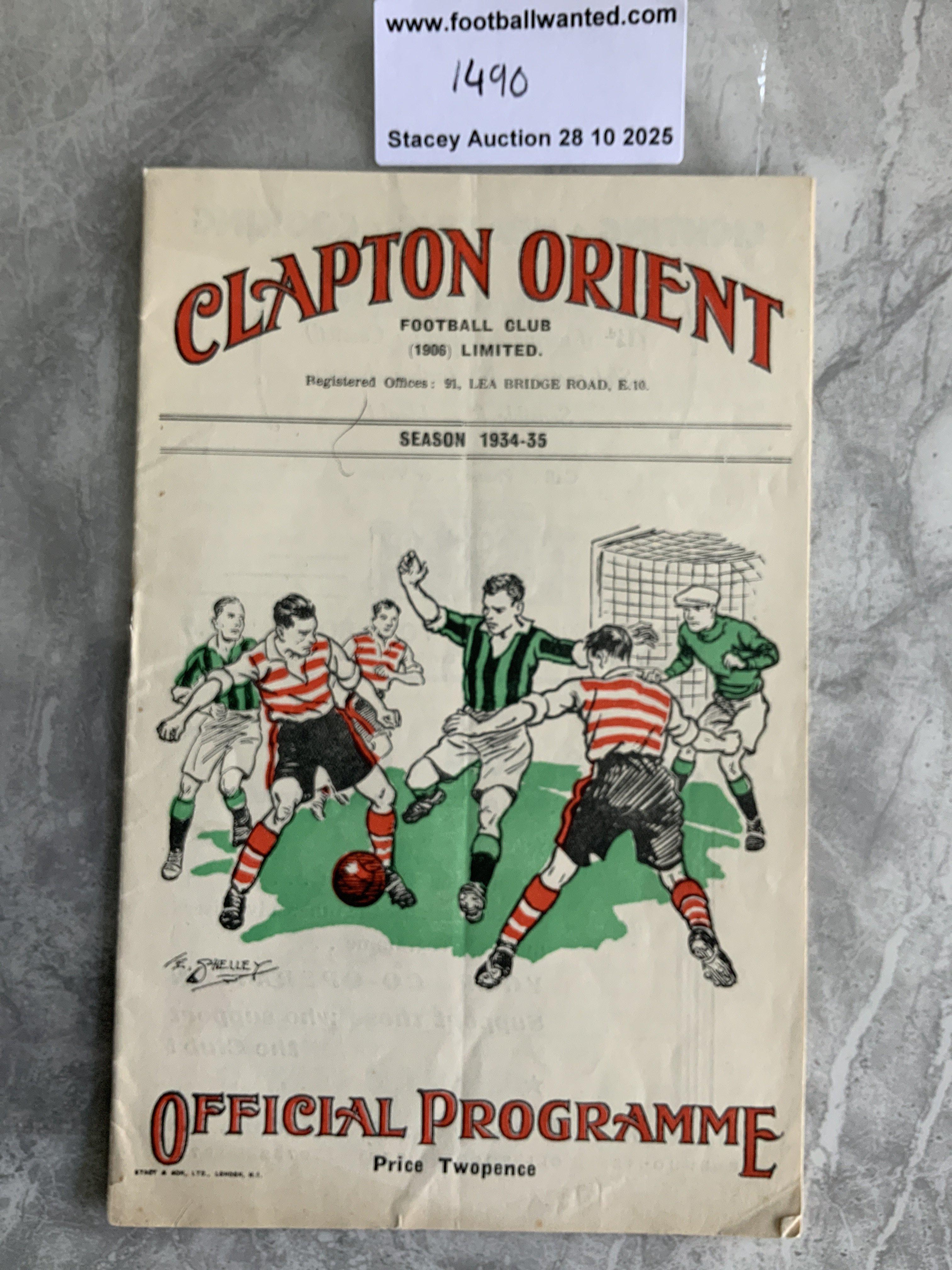 34/35 Clapton Orient v Millwall Football Programme: 3rd Division South match in very good condition with no team changes. Fold.