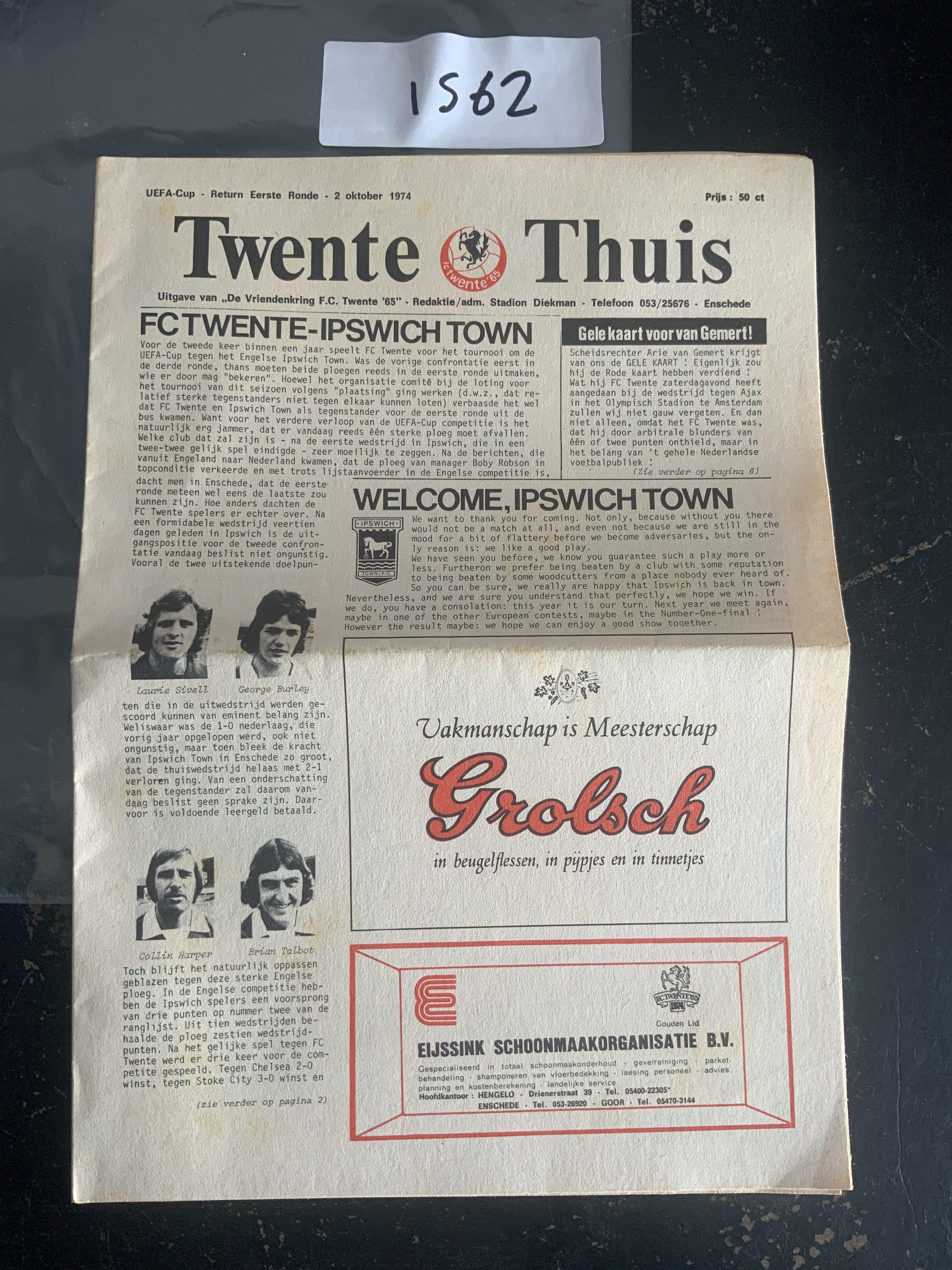 74/75 FC Twente v Ipswich Town Football Programme: Good condition UEFA Cup programme with fold. No team changes. Small newspaper style came folded and will be housed and sent folded.