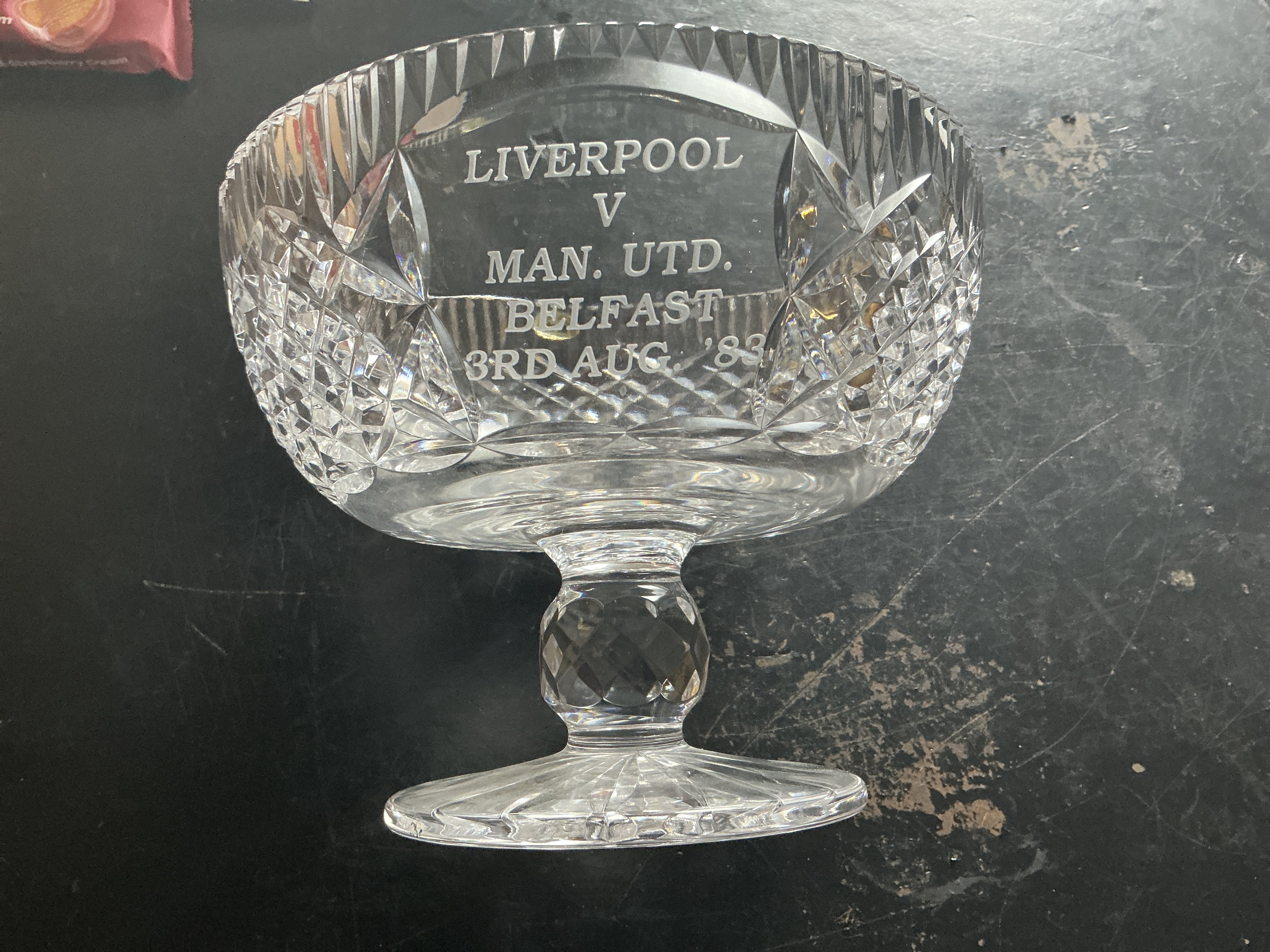 1983 Manchester United v Liverpool Players Gift: Crystal bowl given to Manchester United player for participating in match in Belfast on 3 8 1982. Measures 8 inches across.