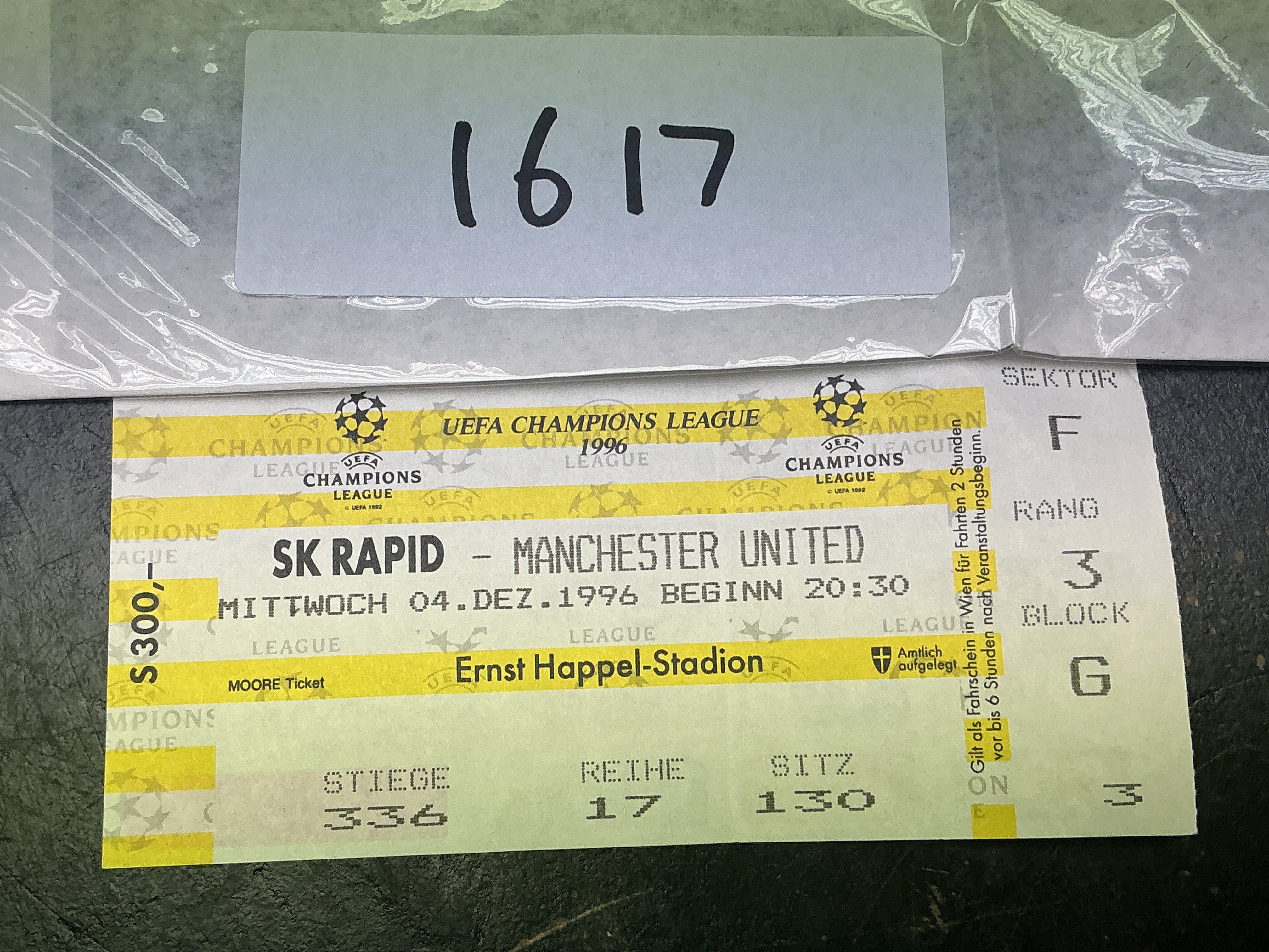 96/97 Rapid v Manchester United Football Ticket: Champions League ticket dated 4 12 1996. Fold.