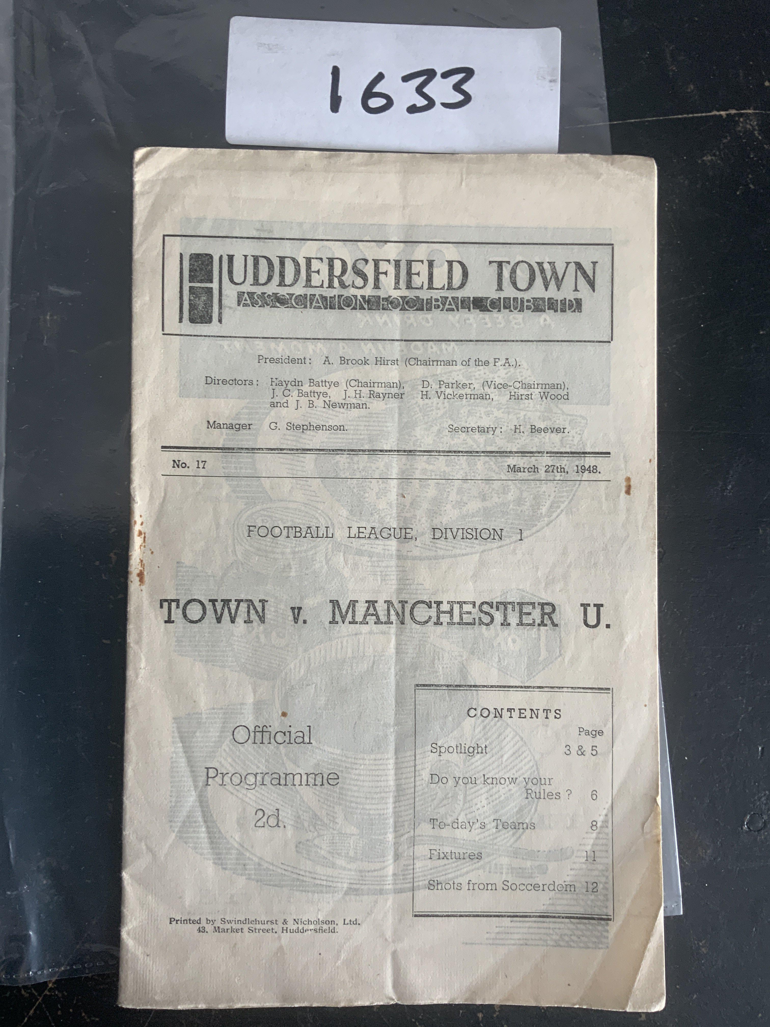 47/48 Huddersfield Town v Manchester United Football Programme: Good condition 1st Division programme with light fold. No team changes. Rusty staple holding firm.
