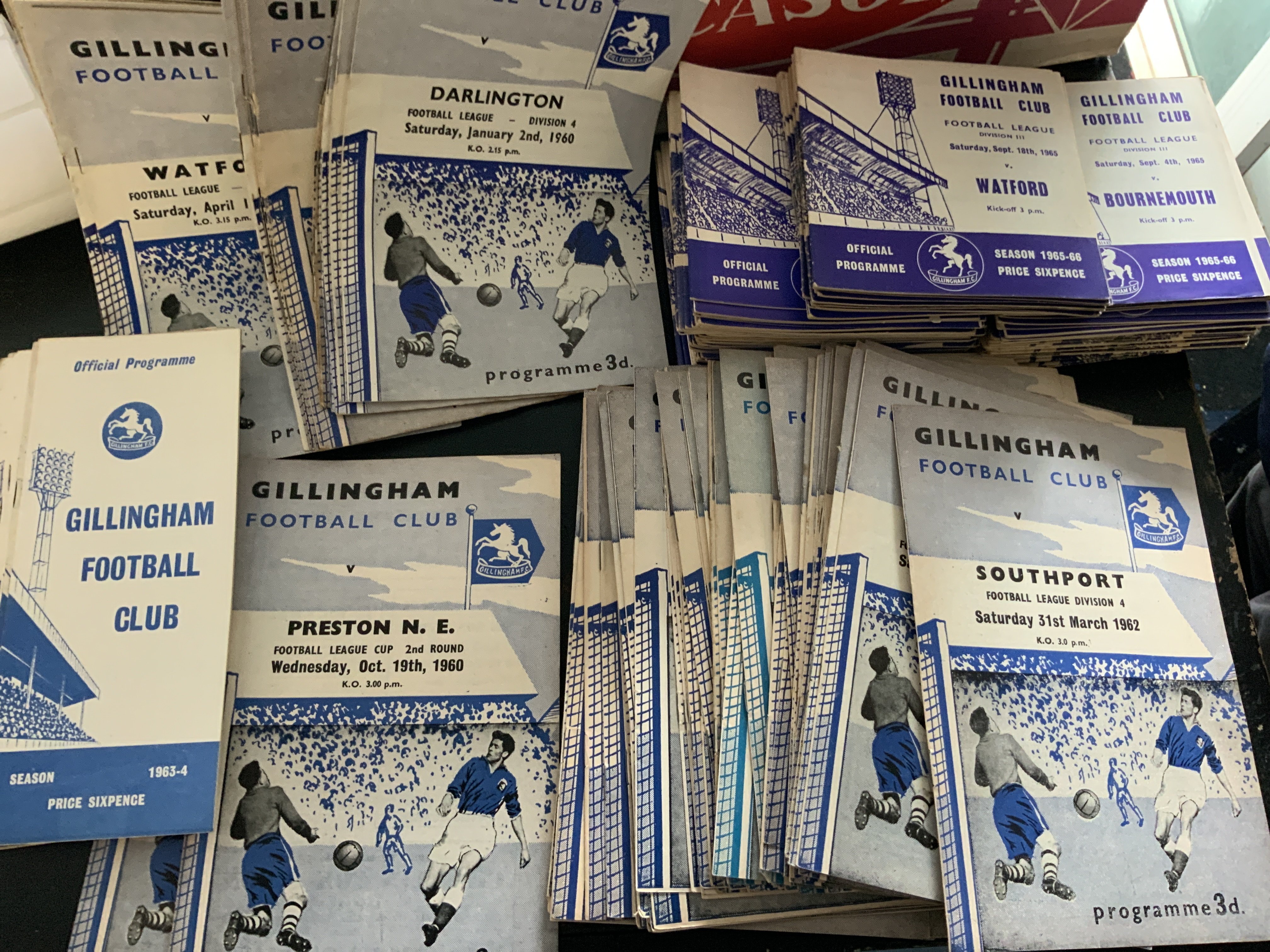 Gillingham 1960s Home Football Programmes: Over 20 from 58/59 + 59/60 plus a further 400+ spanning the whole 60s decade. C/W some early 70s. Includes 60/61 Preston League Cup and 2 sheets which are Trial Matches. Very good with duplication. (est 470+)