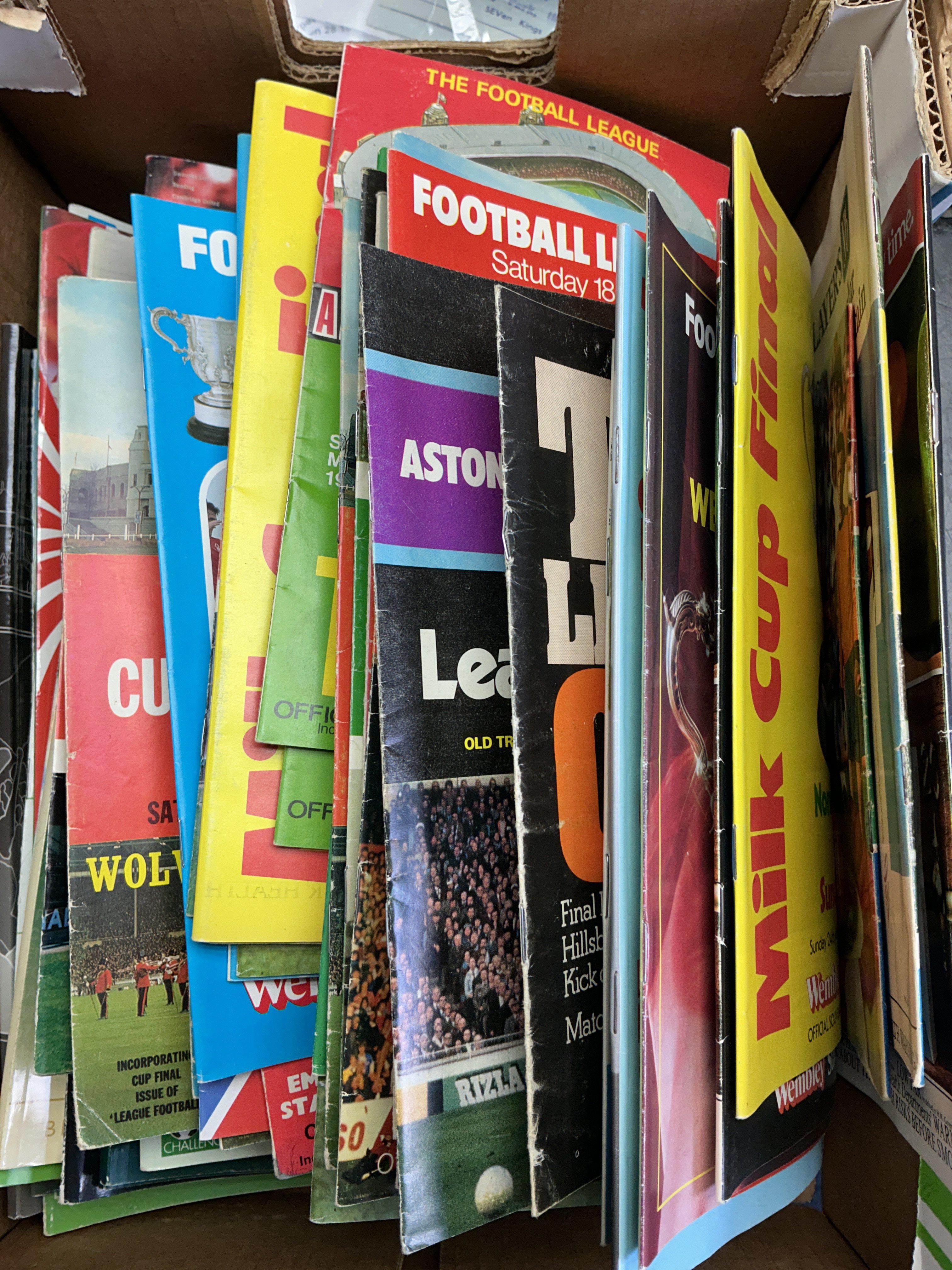 League Cup Final Football Programmes: From 1967 onwards with duplication in very good condition. (70)