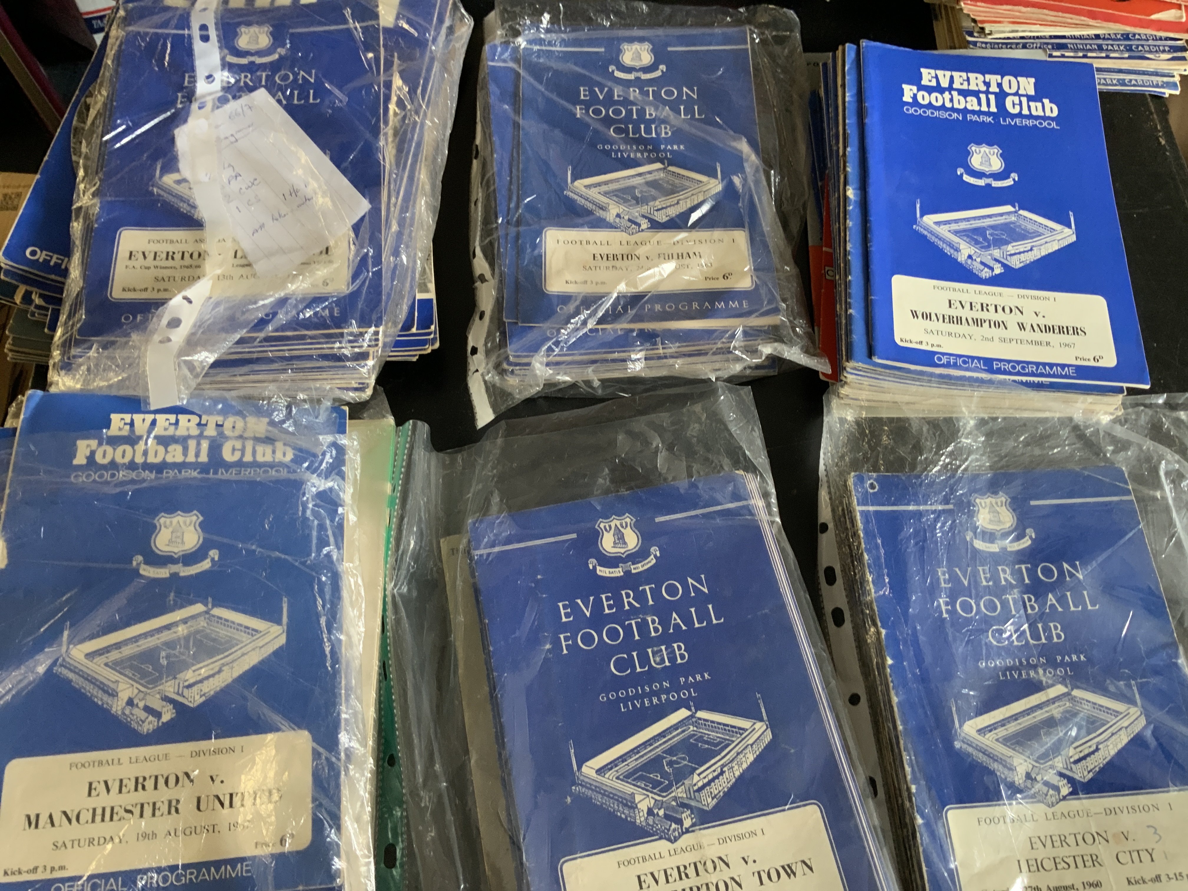 1960s Everton Home Football Programmes: Around 150 from the 60s to include some complete or near complete sets. Few 70s additionally. Instructions to sell. Very good. (est 170+)