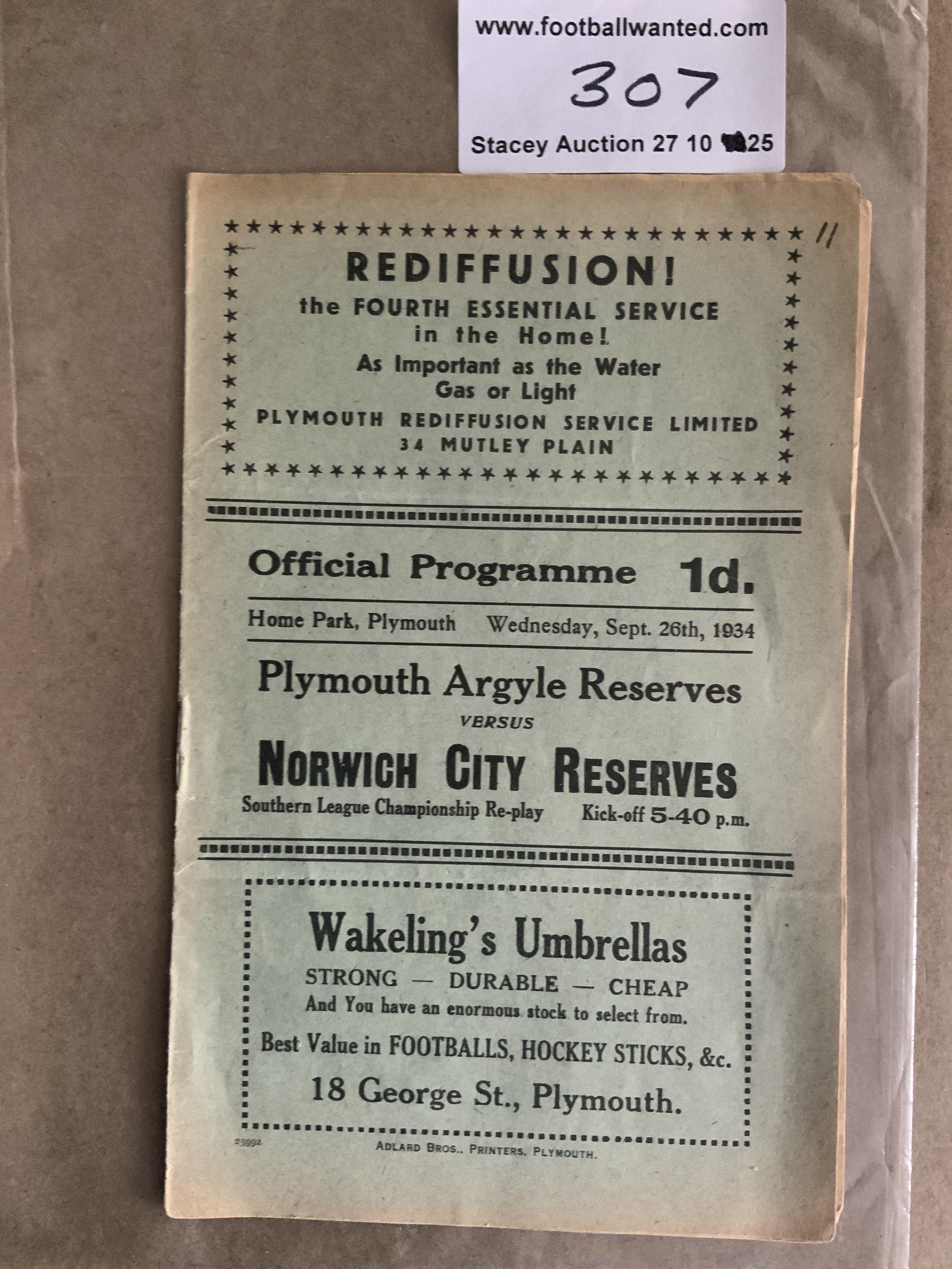 34/35 Plymouth Reserves v Norwich City Football Programme: Southern League dated 26 9 1934 in good condition with no team changes. Number written to front corner.