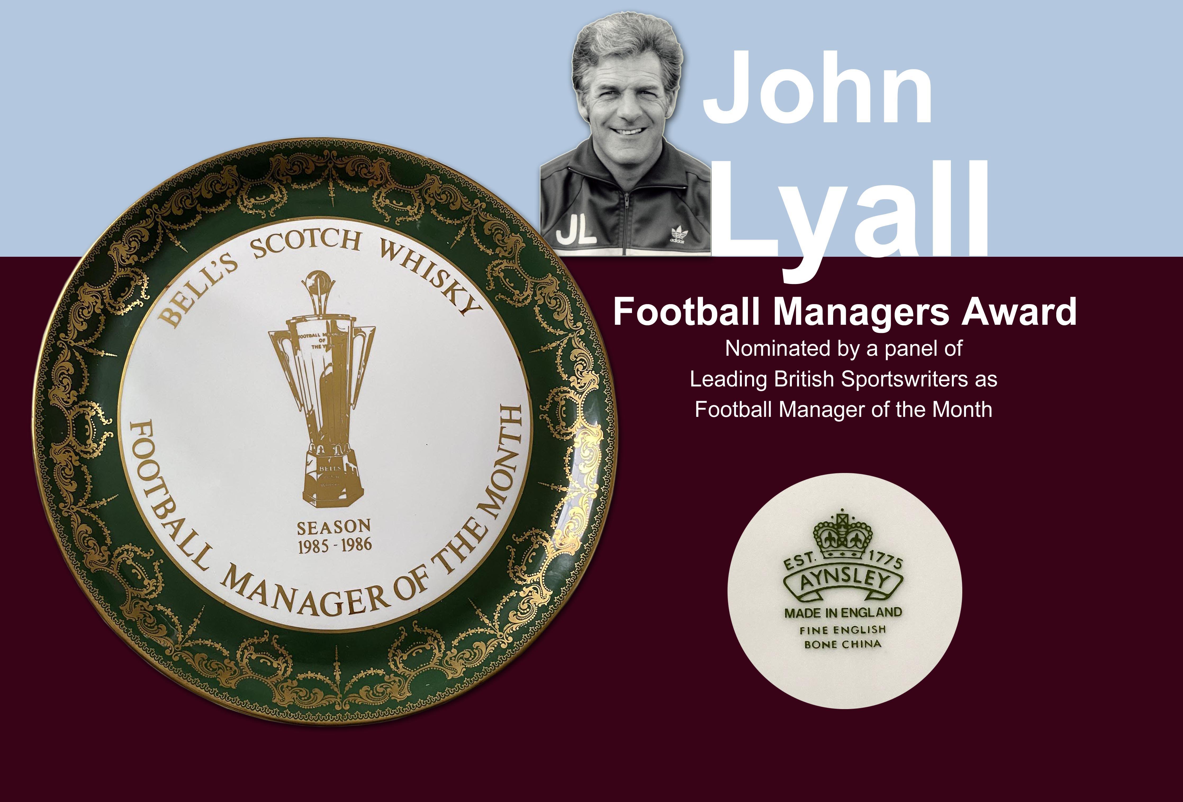 John Lyalls 85/86 West Ham Manager Of The Month Award: Large ceramic plate by Aynsley China from the famous 3rd placed 85/86 season when he was awarded this from Bells Scotch Whisky.