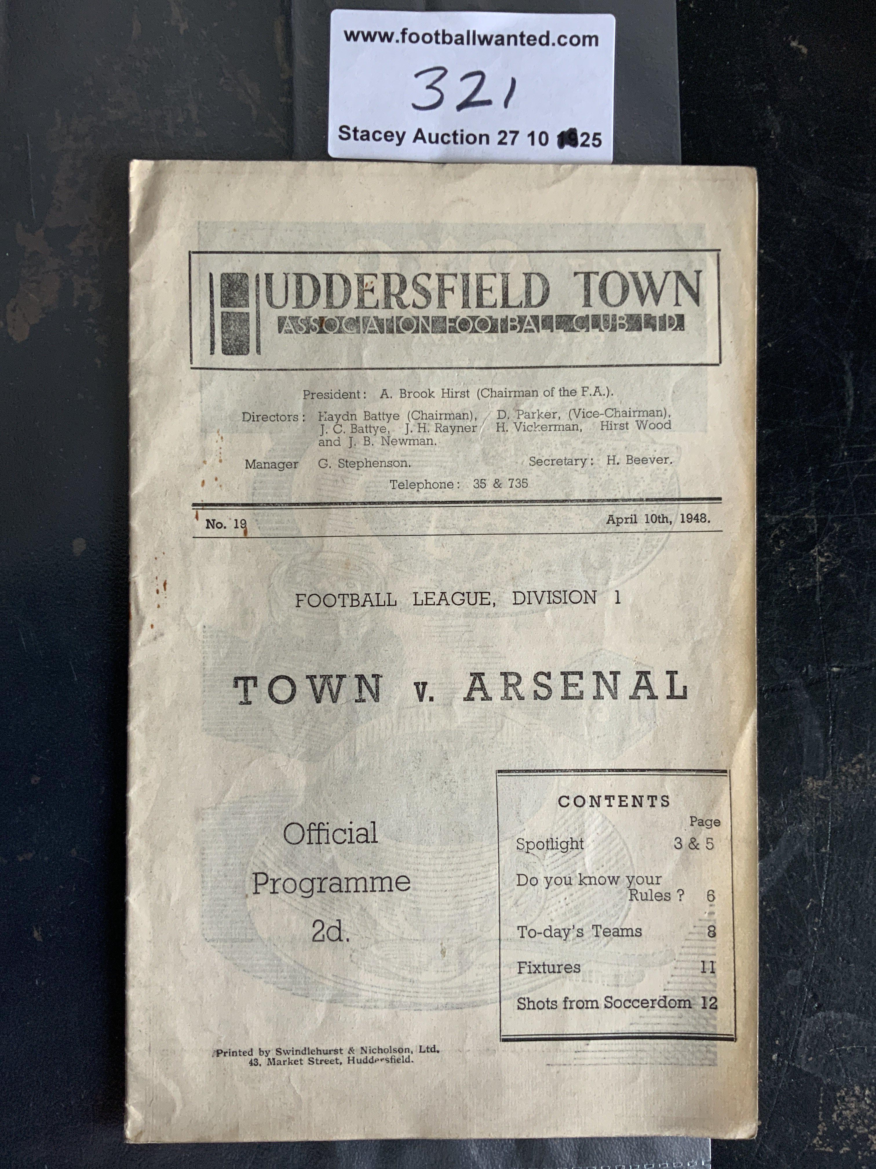 47/48 Huddersfield Town v Arsenal Football Programme: Very good condition division one programme with no team changes. Arsenal were champions this season.
