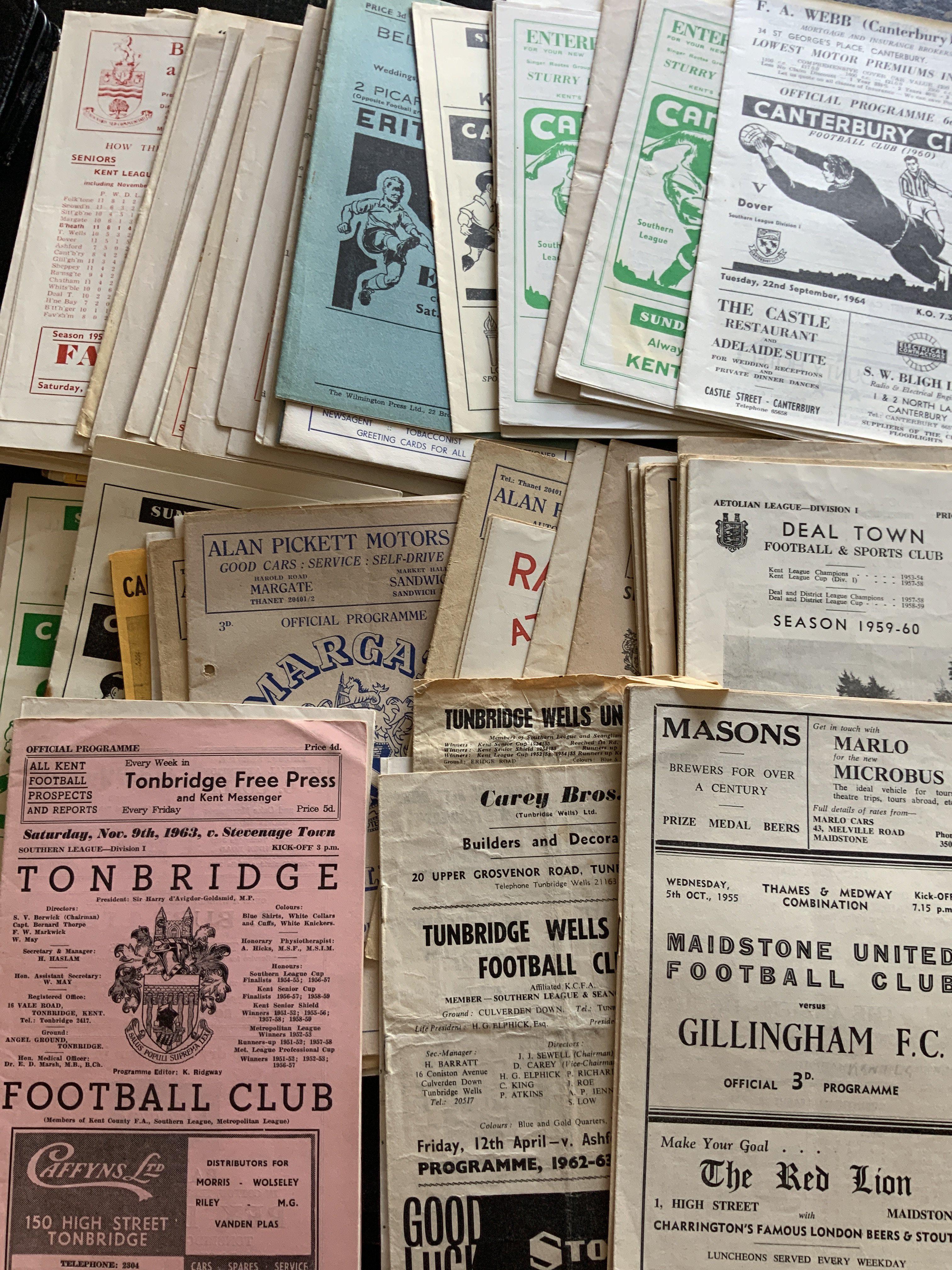 1960s Kent Non League Football Programmes: Generally good condition. Good Canterbury and Maidstone content from the late 50s and 60s. (110 approx)