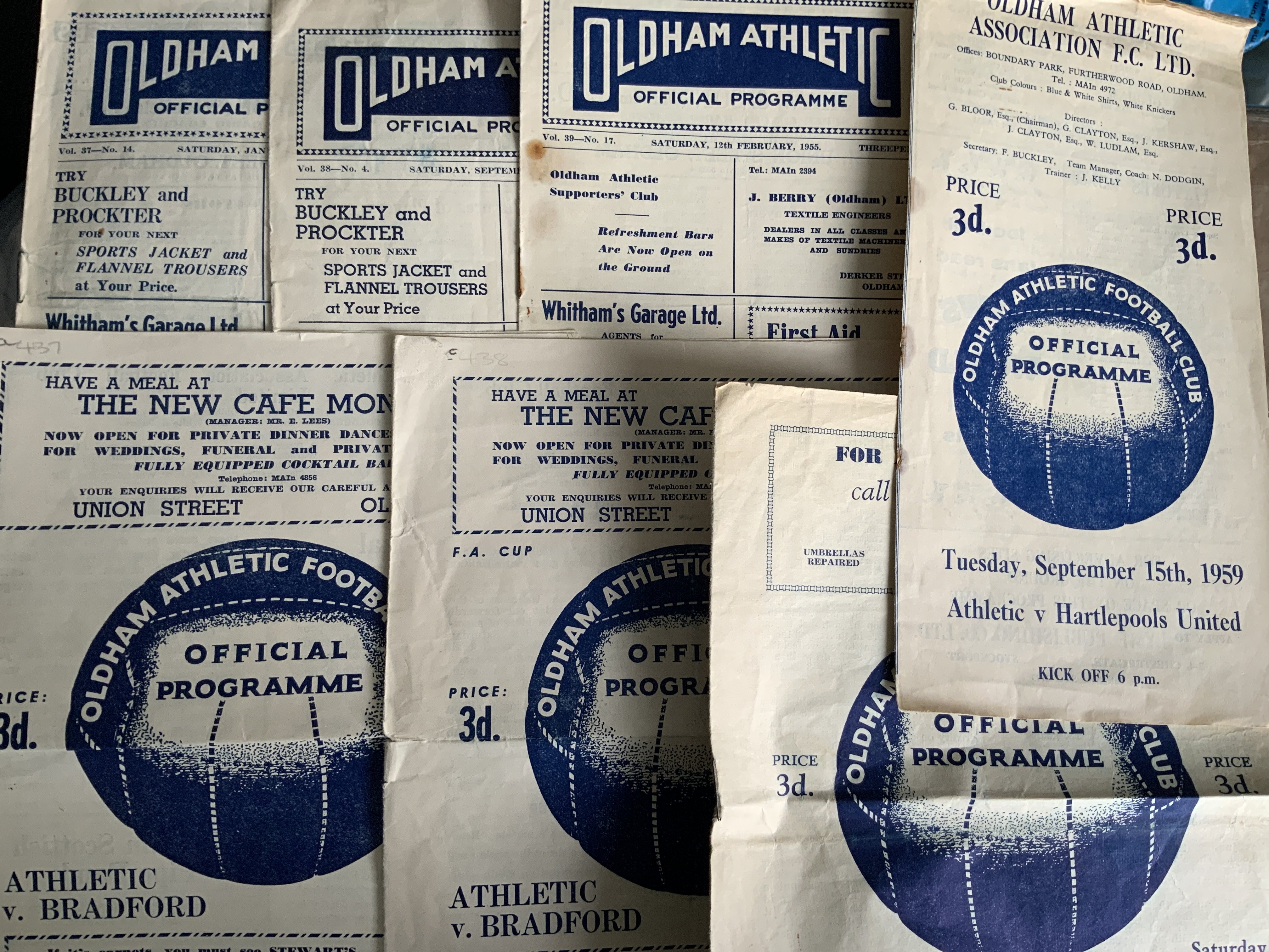 Oldham Athletic Home Football Programmes: 7 from the 50s and approximately 180 from the 60s and a few from the early 70s. 60/61 + 65/66 possibly complete of league matches. Instructions to sell. Very good. (est 200)