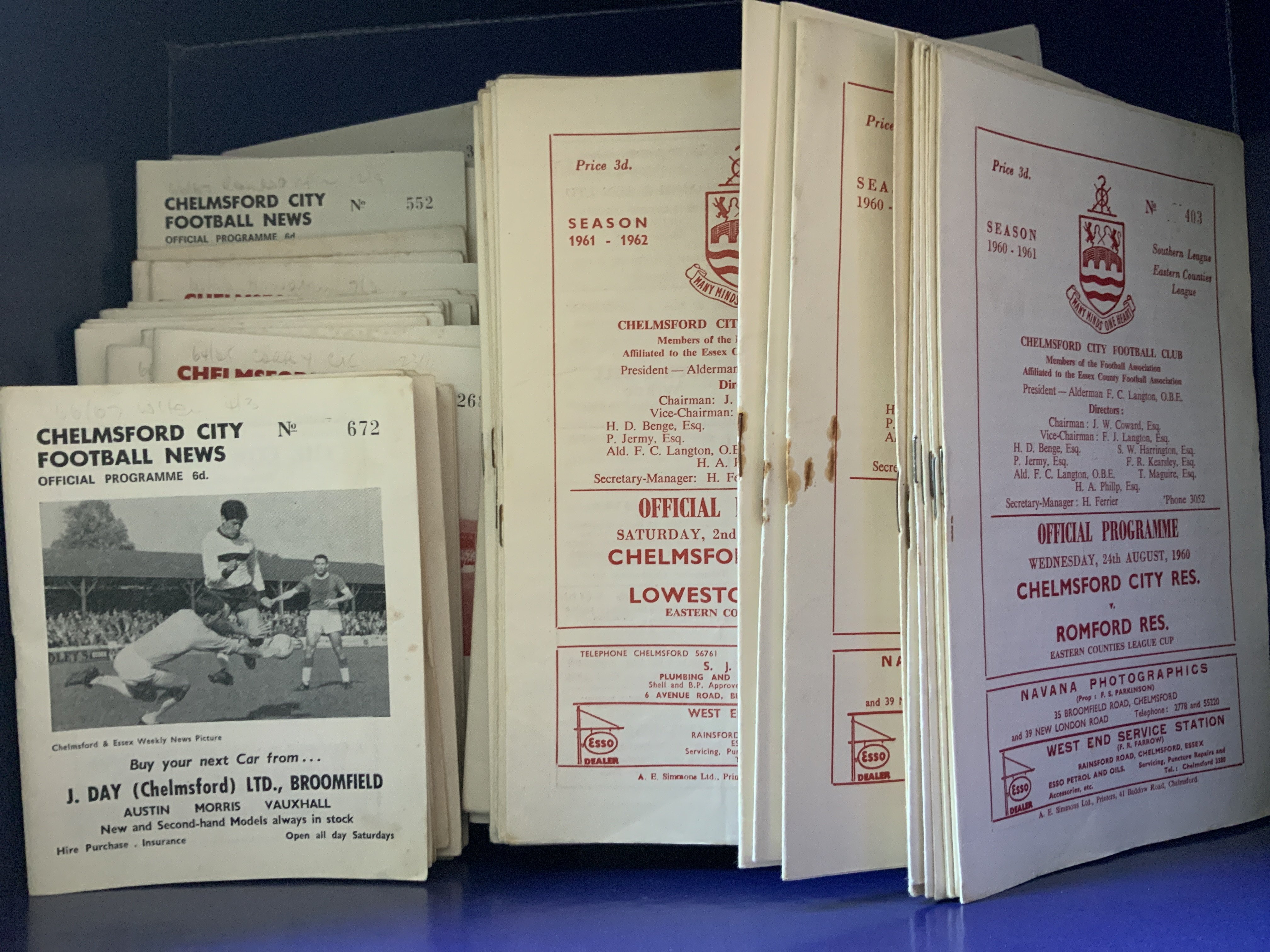 Chelmsford City 1960s Football Programmes: Mainly homes but does include 40 aways. Majority 1960s with a few more recent and 39 late 50s. Good. (200+)