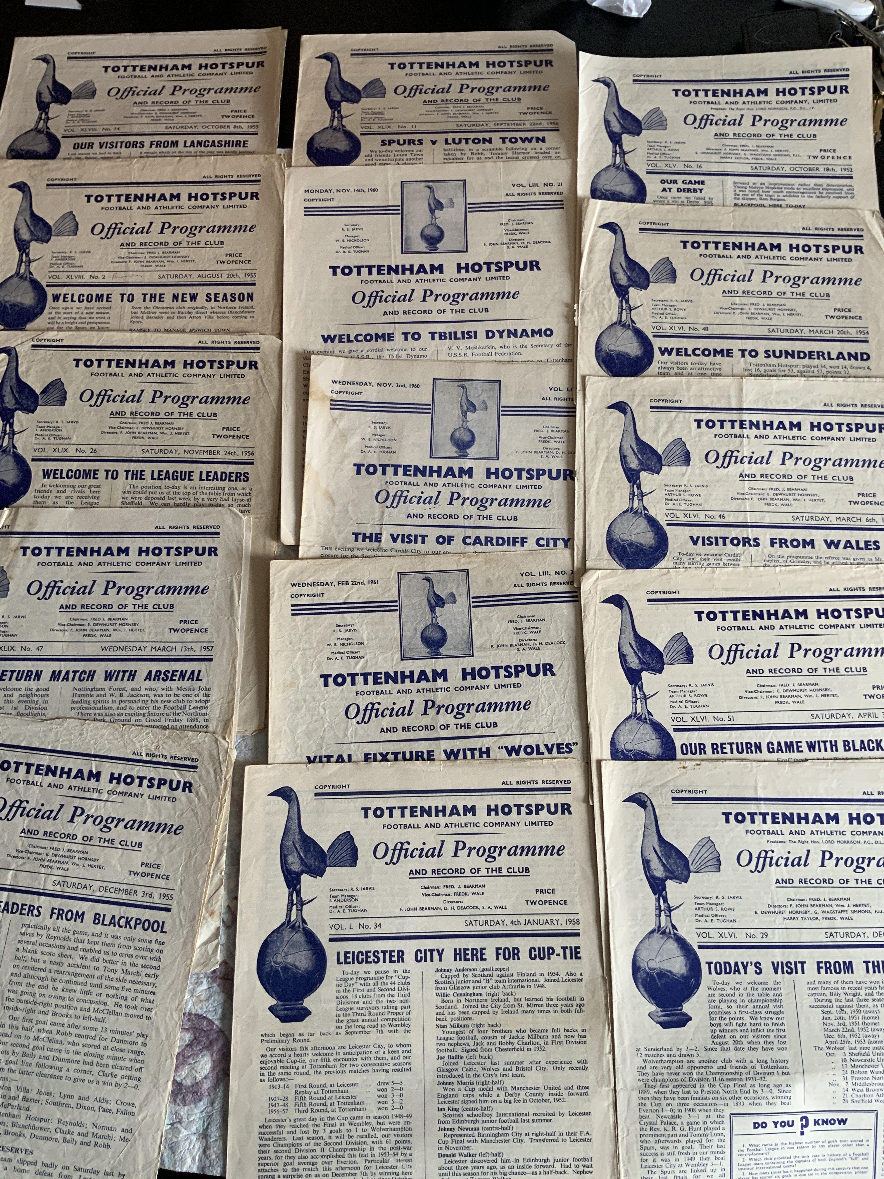 Tottenham 1950s Home Football Programmes: From 52/53 to 60/61 which are 4 page sheets. Fair/good with no duplication. (40)