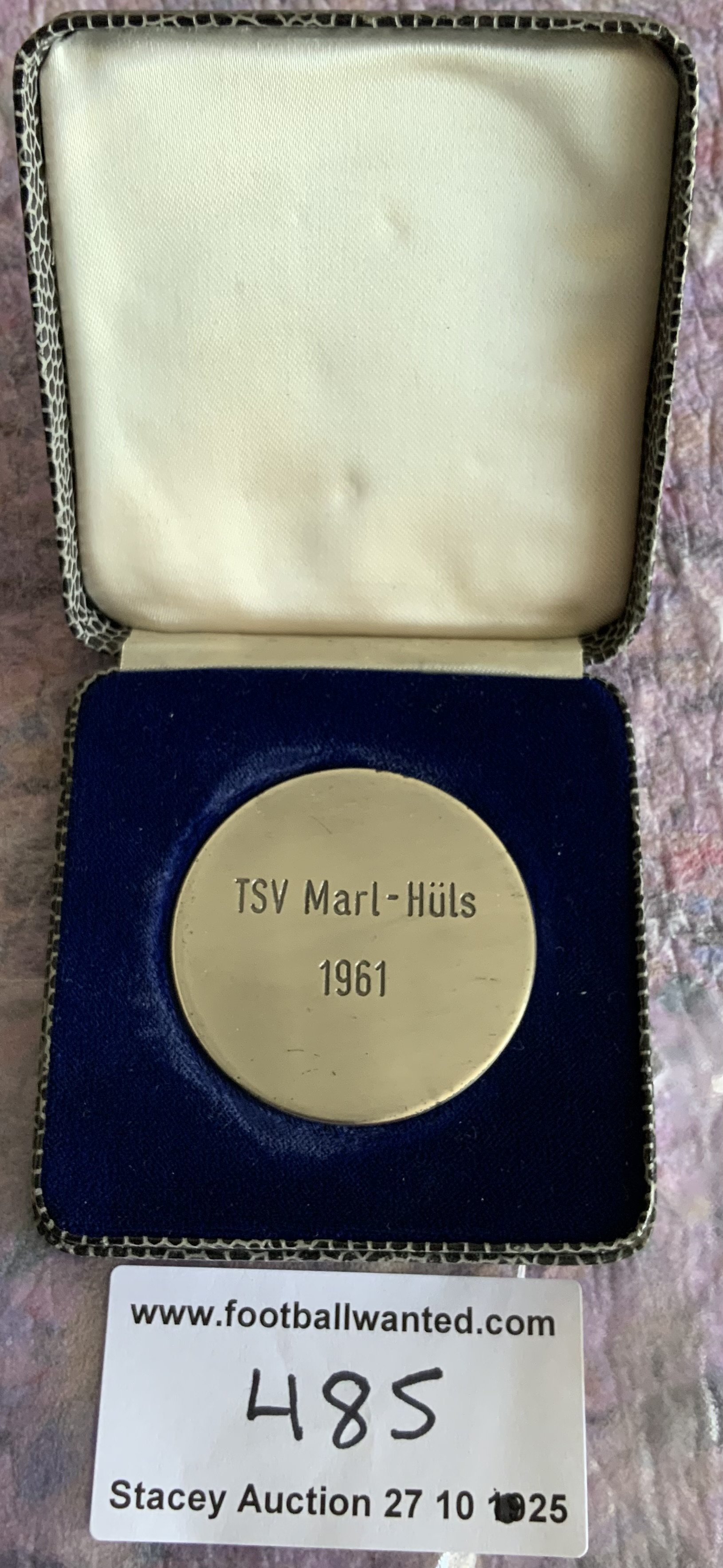 Ron Boyce West Ham TSV Marl Huls Medal: Silver coloured medal commemorating the match between the clubs at the Youth Tournament 9th - 18th June 1961. Excellent condition.