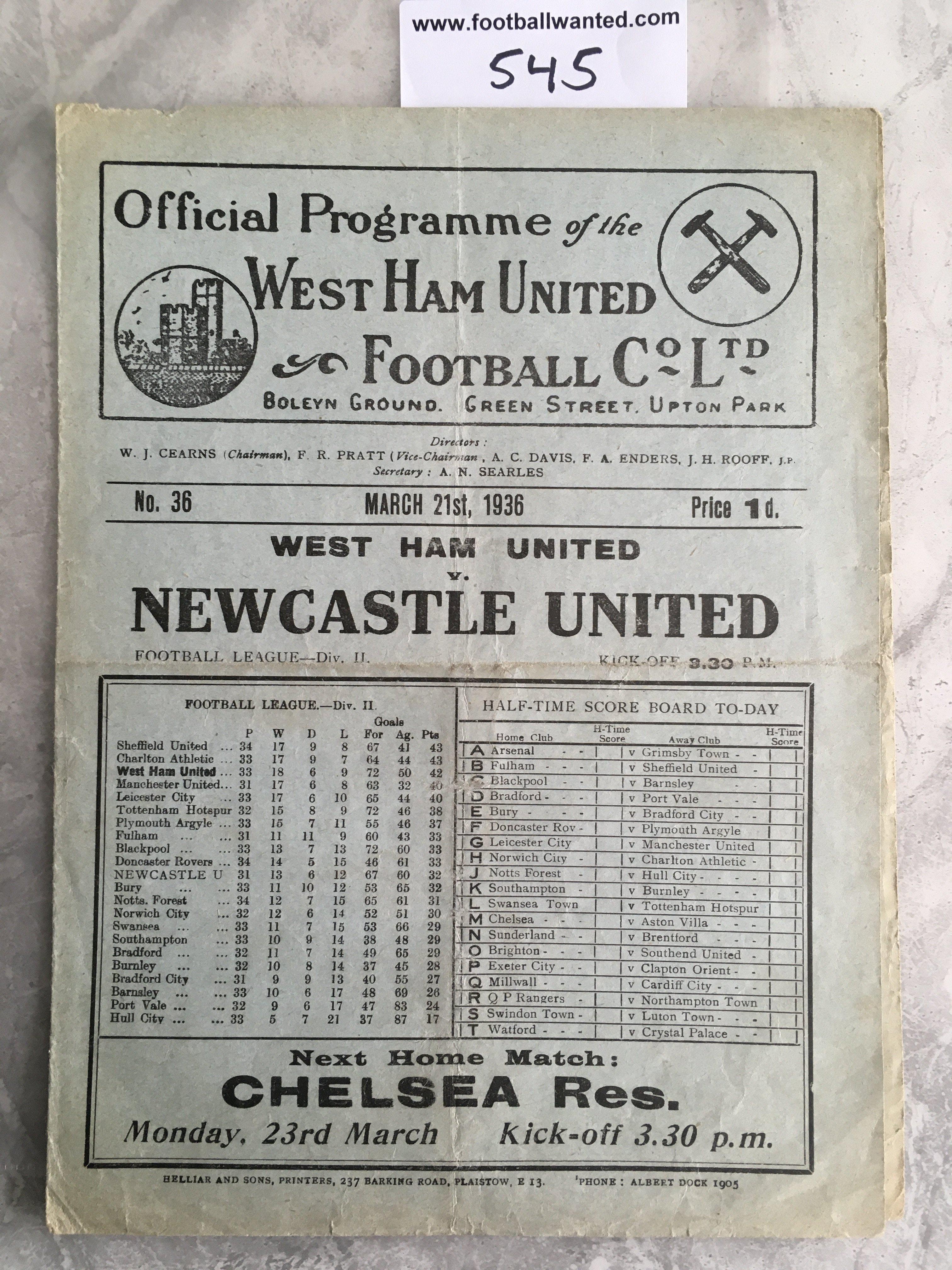 1935 - 1936 West Ham v Newcastle Football Programme: Good condition division two programme with no team changes. Folding.