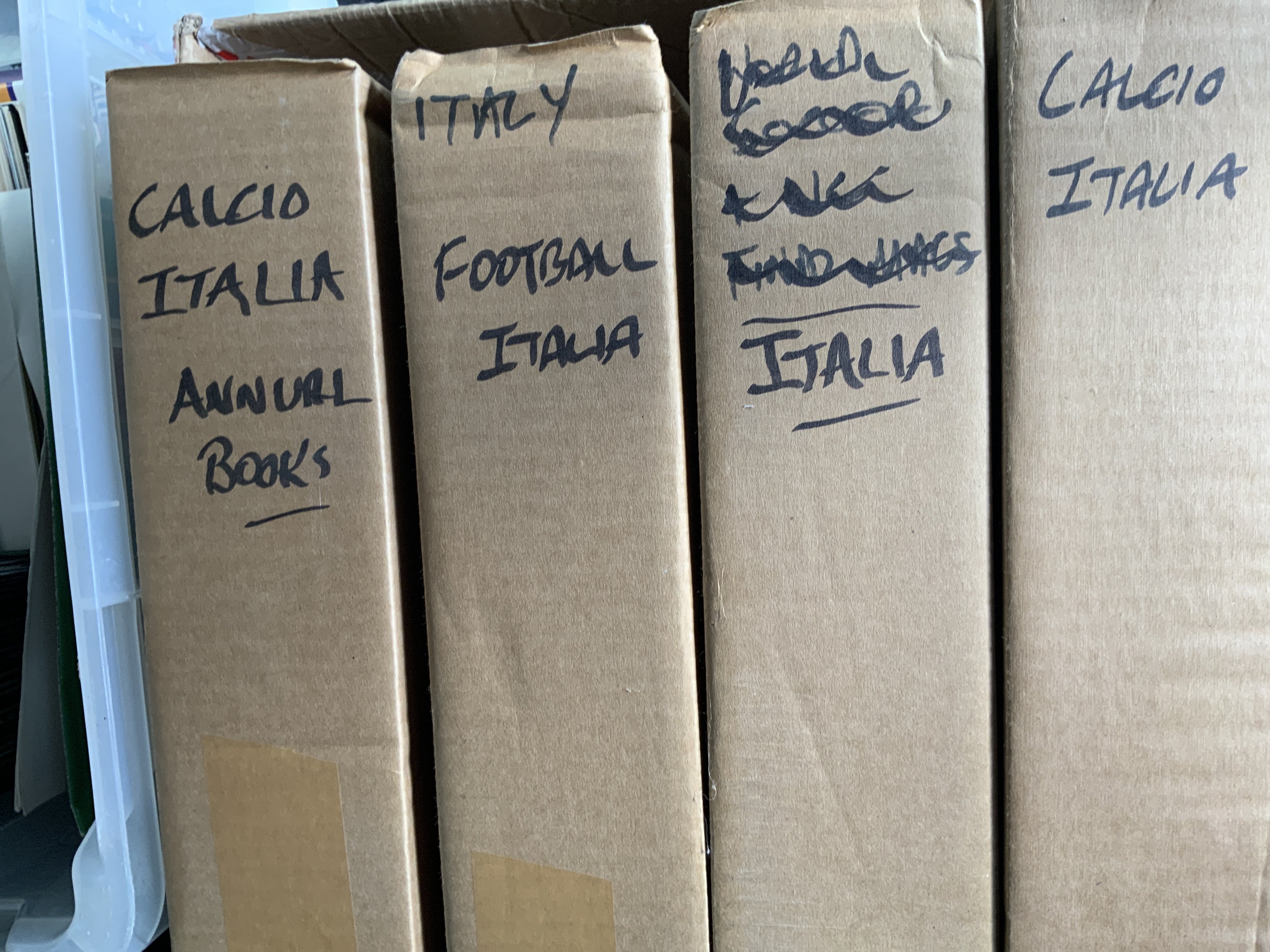 Italian Football Magazines: Includes Football Italia, Calcio and others. Quantity in good condition with instructions to sell.