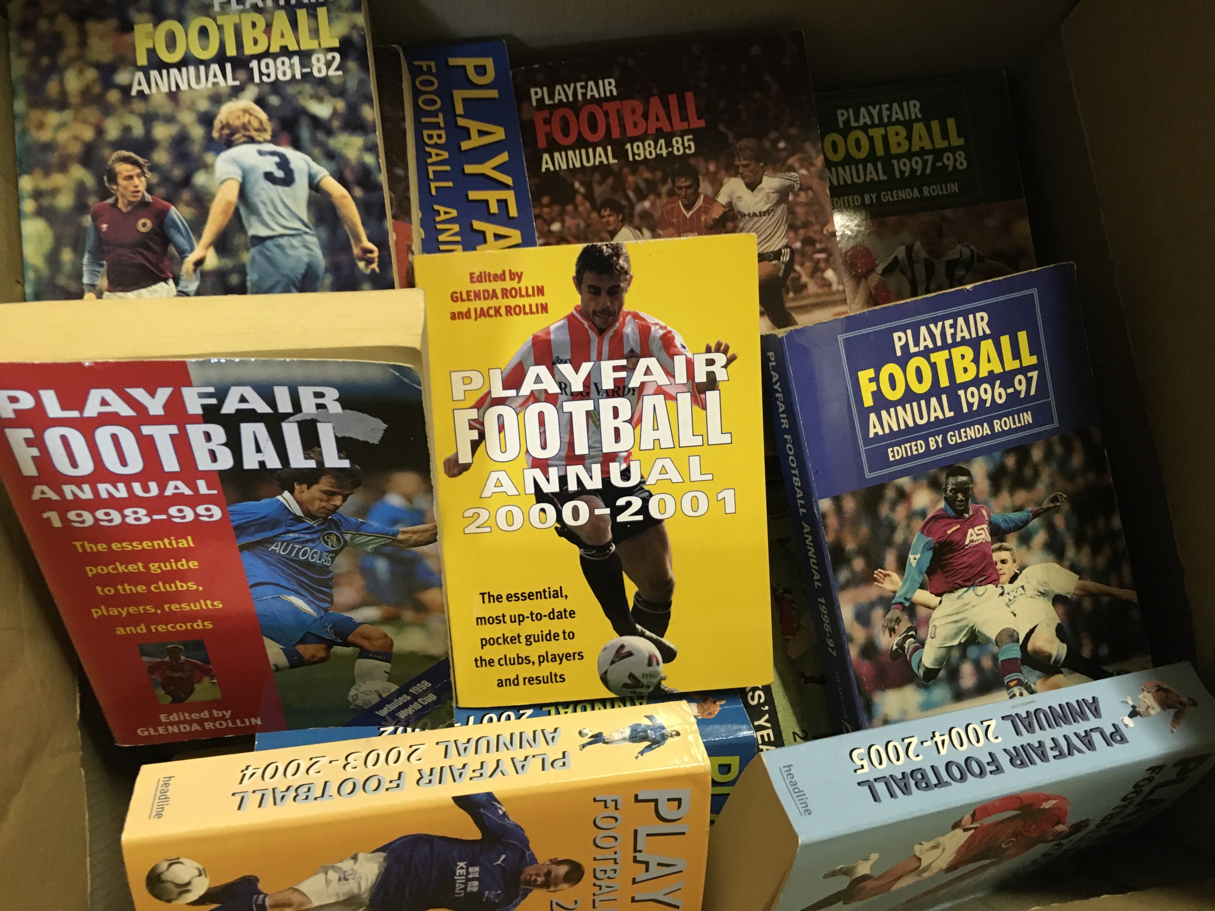 Playfair Football Annual Collection: Complete run from 1st post war edition 48/49 to 2005/2006 in good condition. (58)