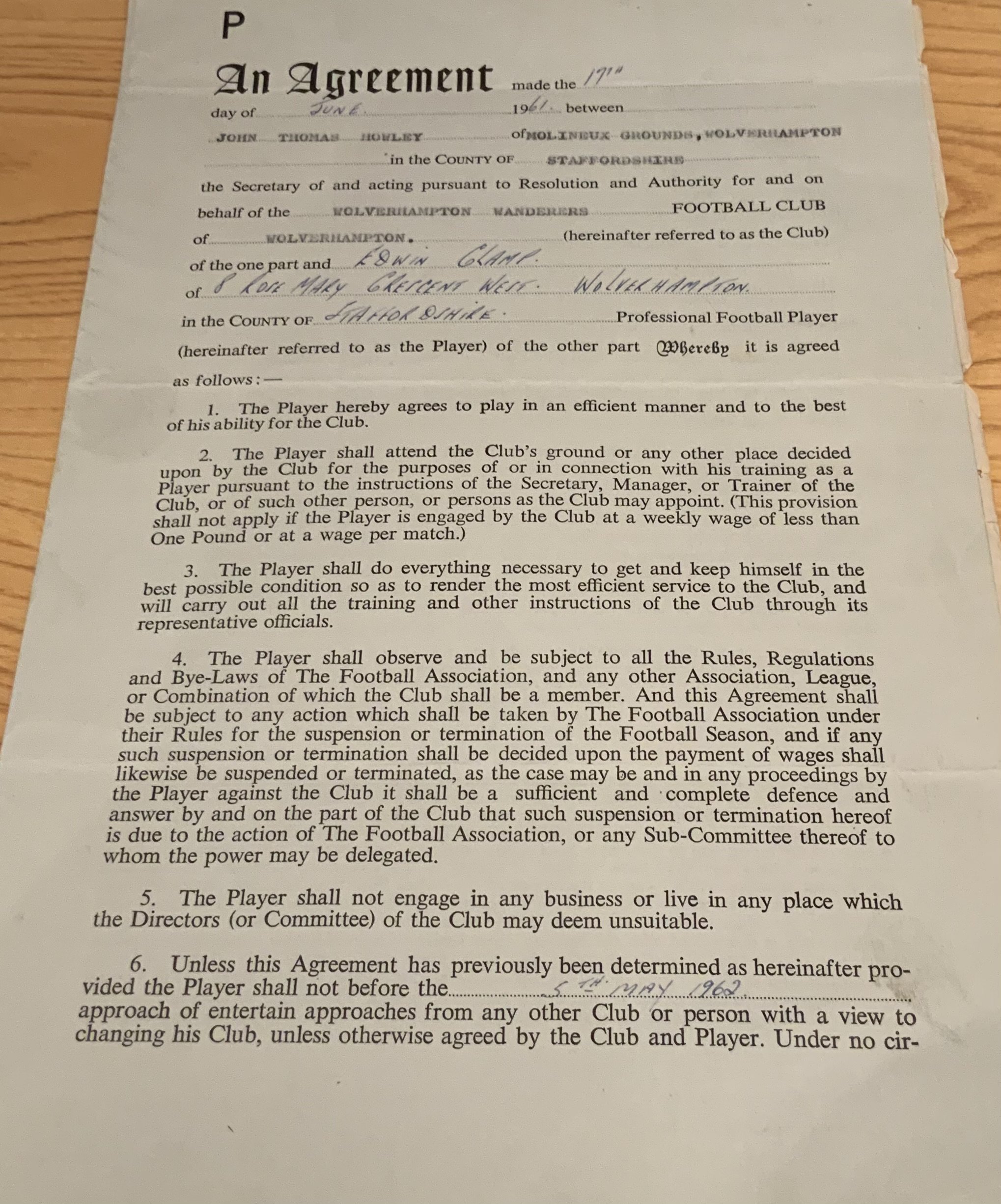 61/62 Wolves Football Players Contract: 28 pounds per week contract awarded to England player Eddie Clamp with 10 bonus if they win the 1st division. Signed by player to rear and inside on clause.
