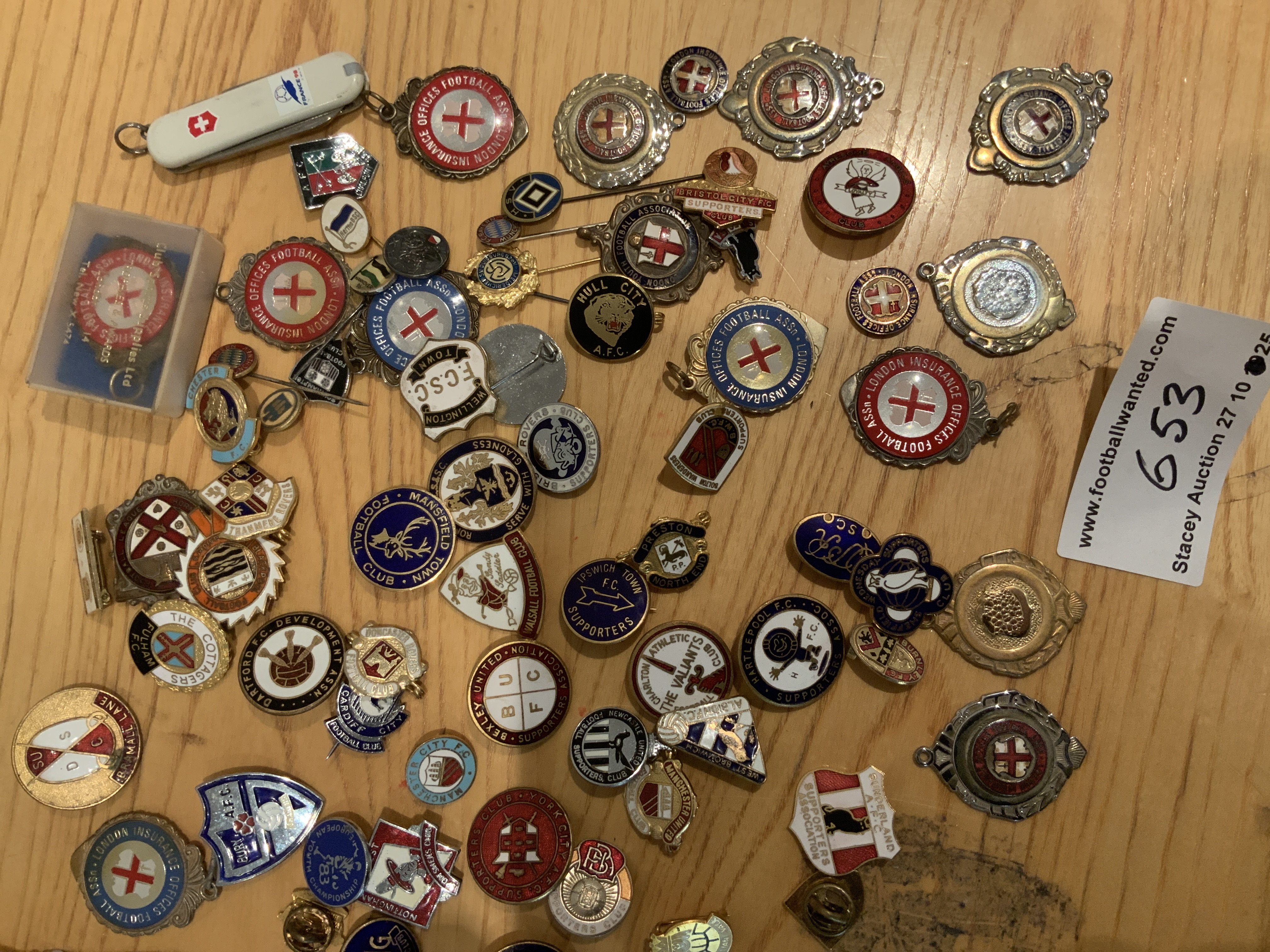 Football Badge Collection: 50s/60s Supporters Club badges for Gillingham Reading Bexley Sheffield United Peterborough and Romford. More mainly 60s club badges. Good. (60+)
