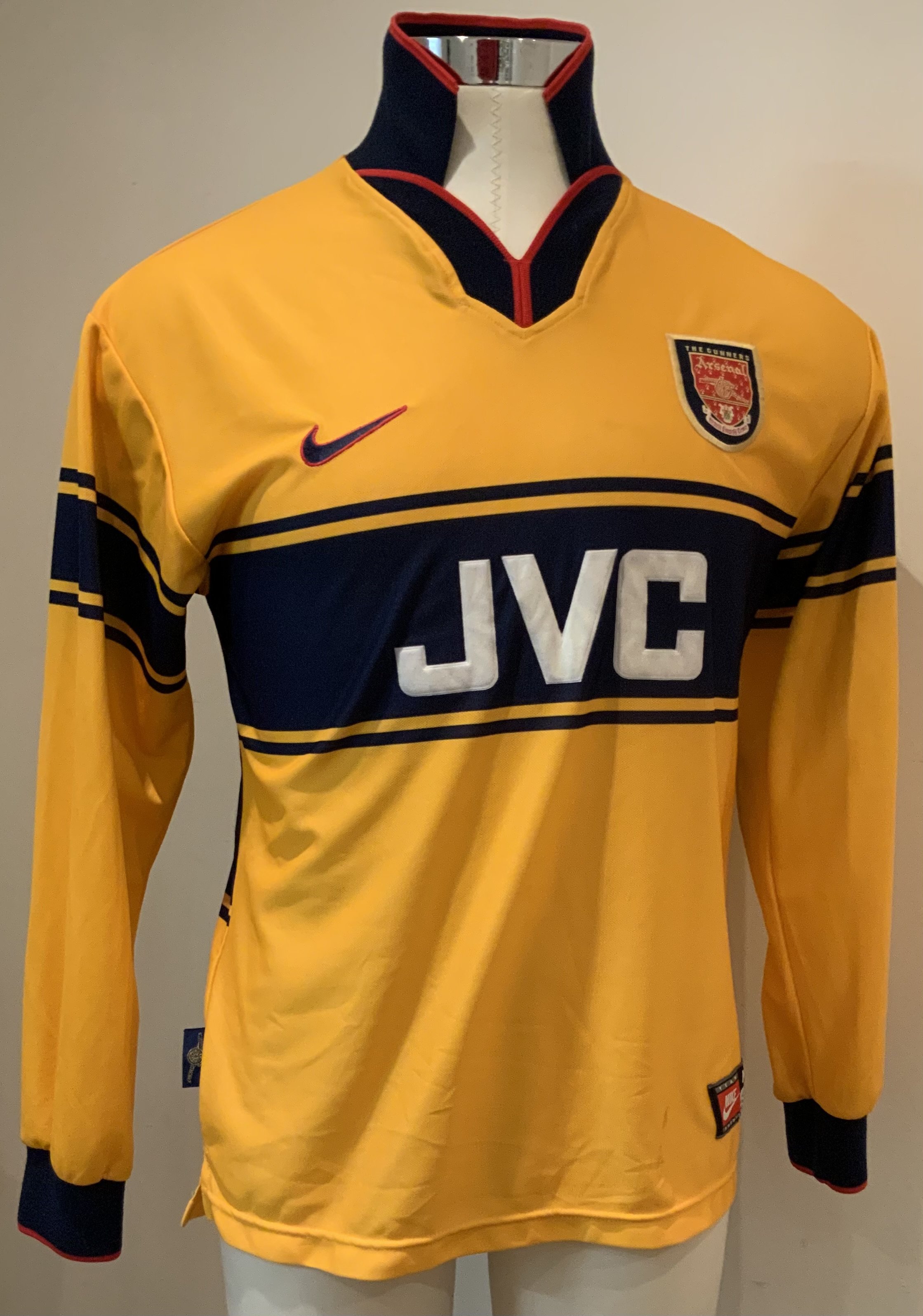 Arsenal 97 - 99 Away Football Shirt: Long sleeve yellow replica JVC in good condition. Size medium.