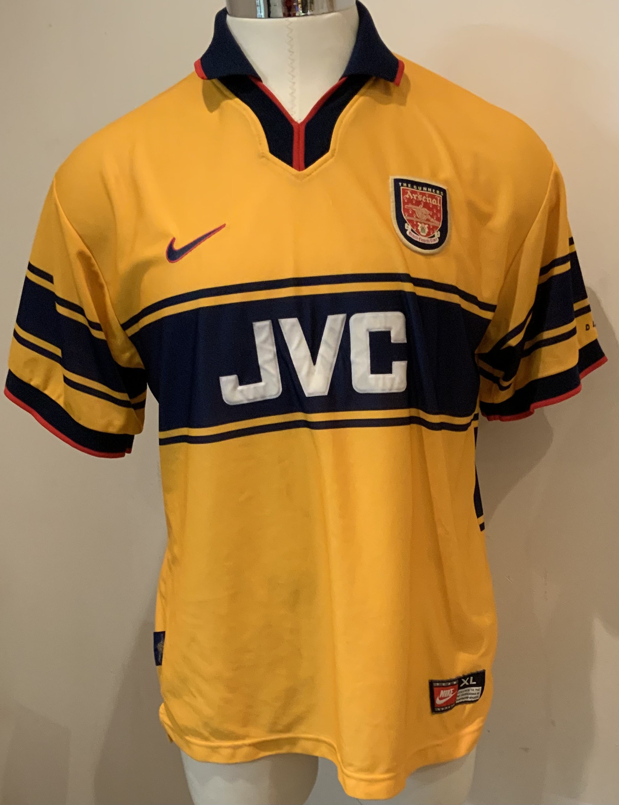 Arsenal 97 - 99 Away Football Shirt: Short sleeve yellow replica JVC in good condition. Size XL.