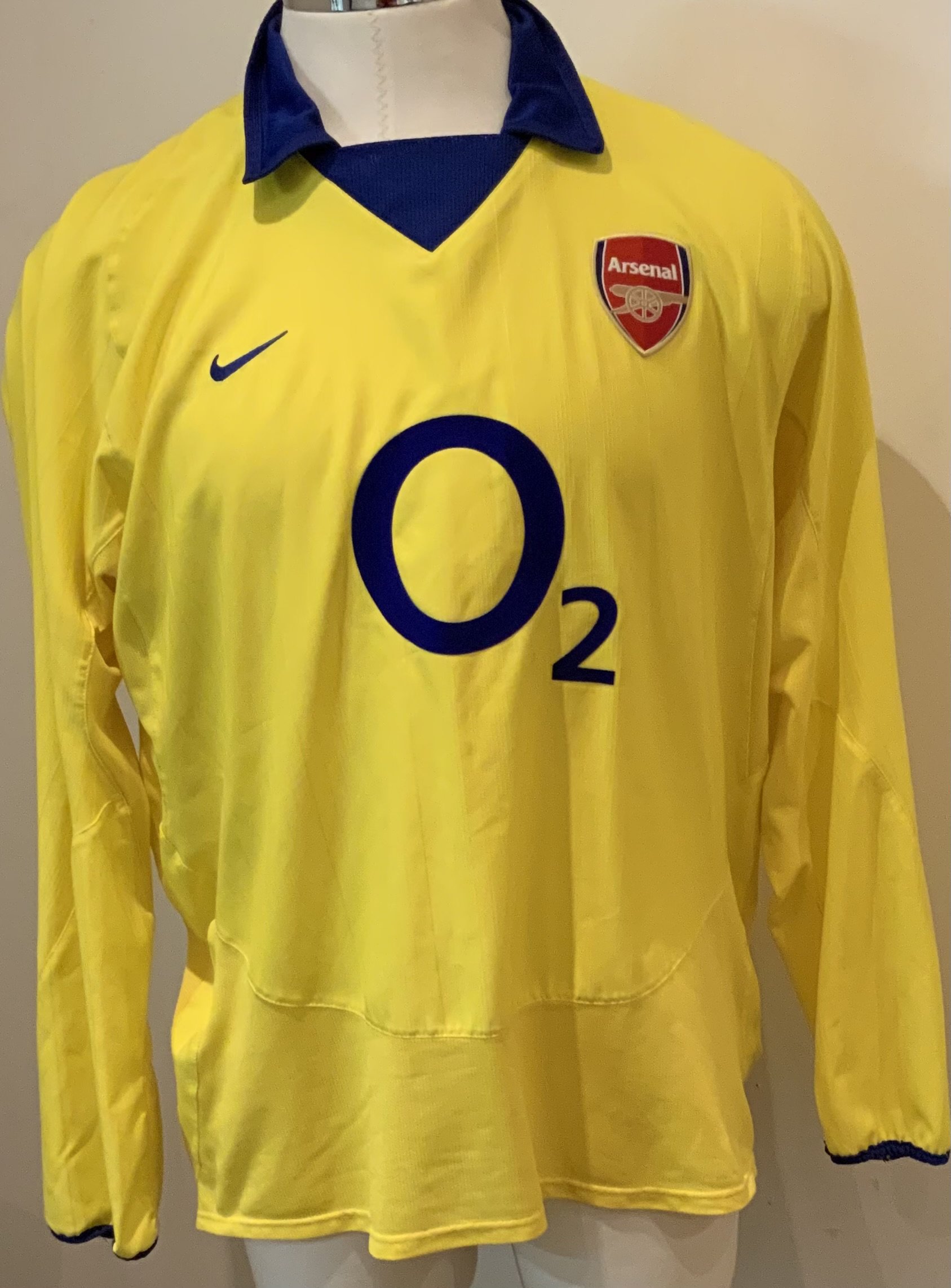 Arsenal 03 - 05 Away Football Shirt: Long sleeve yellow replica O2 in good condition. Size XL