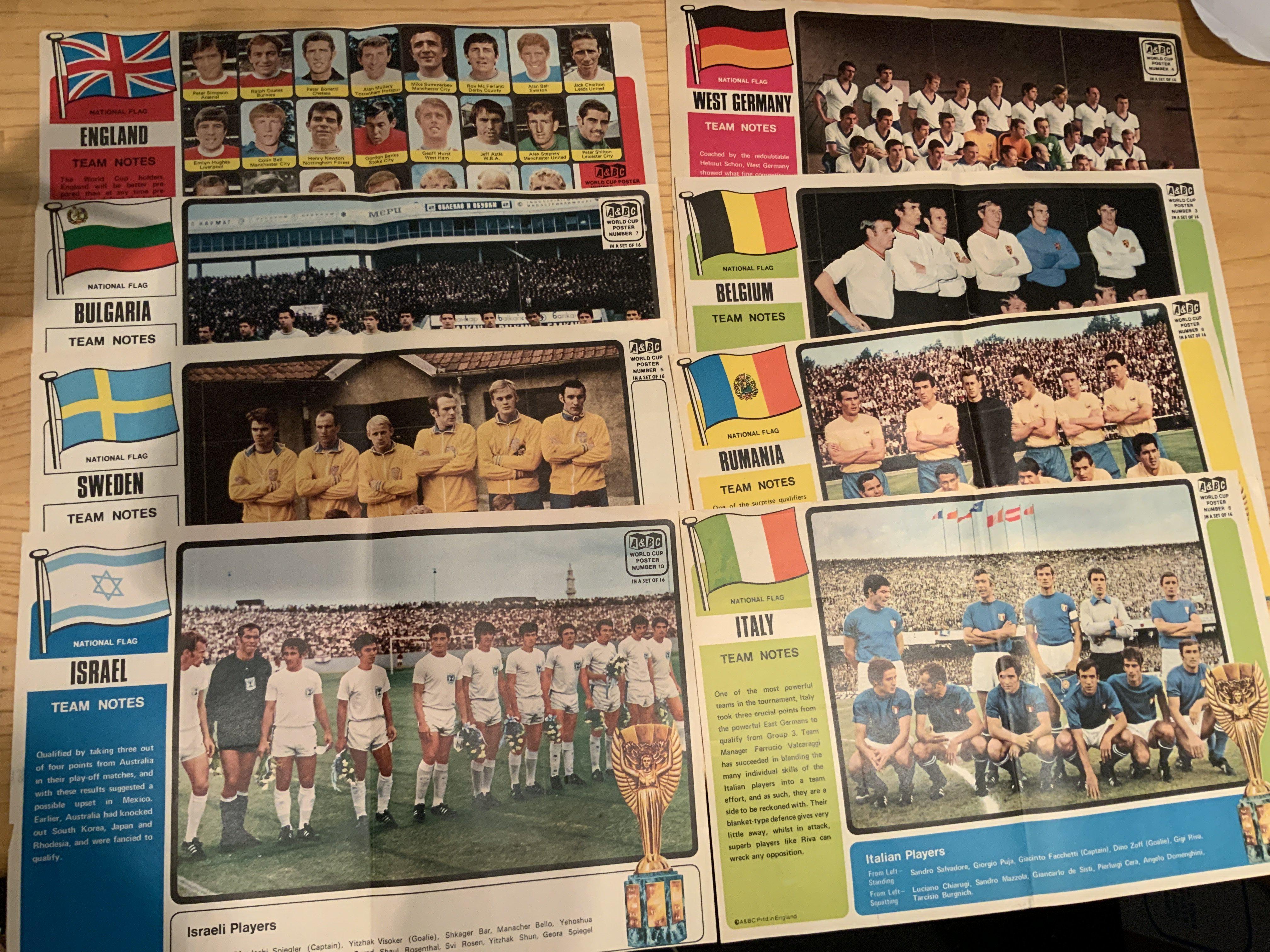 A+BC 1970 World Cup Team Football Posters: All 16 teams complete in good condition with 12 spares which are mainly good and only lacking 4 for the 2nd set. (28)